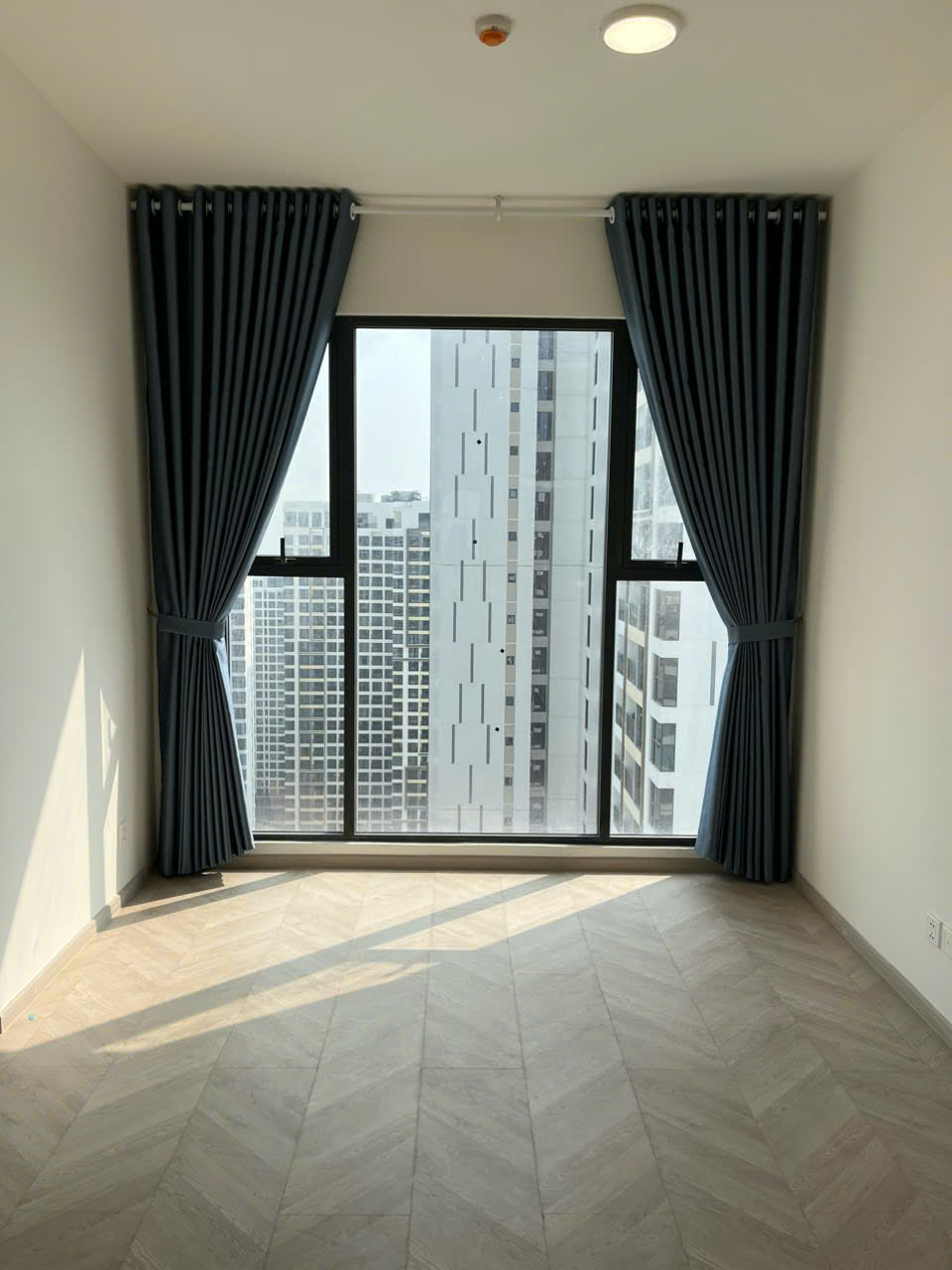 BÁN CĂN HỘ MASTERI CENTRE POINT VINHOMES GRAND PARK 2PN – BẾP RÈM – GIÁ TỐT - ảnh 8