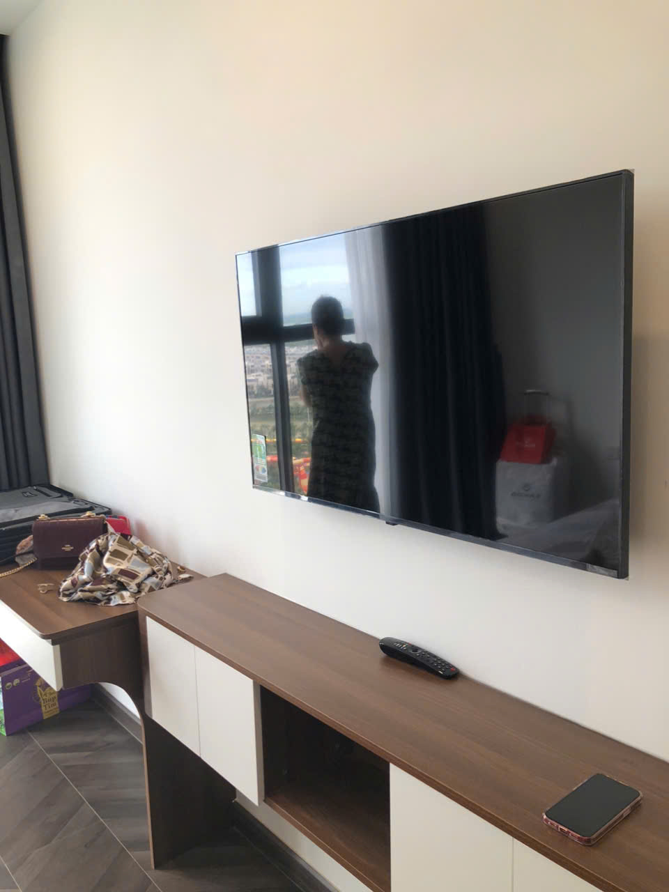 Cho thuê căn hộ 2PN2WC The Beverly Vinhomes Quận 9 - Full nội thất sang trọng - Xách vali vào ở ngay. - ảnh 7