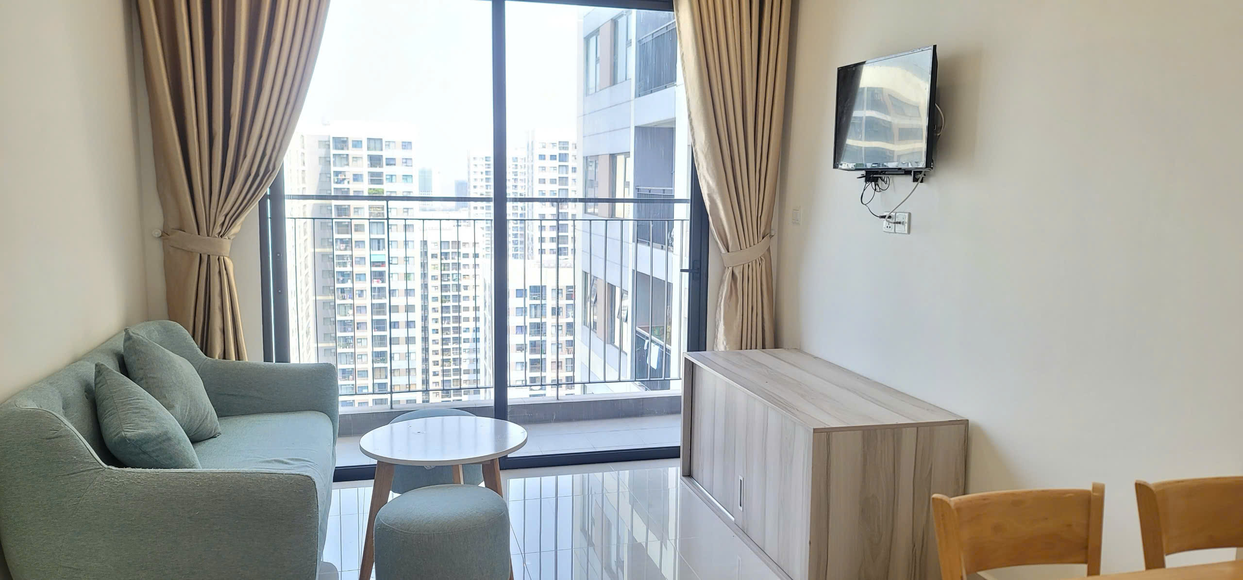 Thuê ngay căn 2PN1WC The Rainbow - Full nội thất chỉ 8.5 Triệu - View trực diện hồ bơi. - ảnh 2