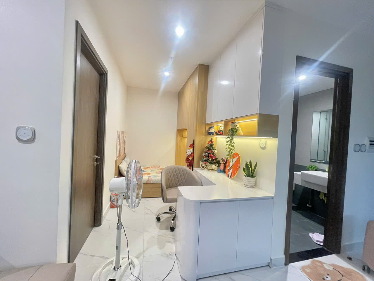 Cho Thuê Căn Hộ 1PN+ The Beverly – Vinhomes Grand Park | Tầng Cao – Full Nội Thất Cao Cấp – View Nội Khu Thoáng Đẹp