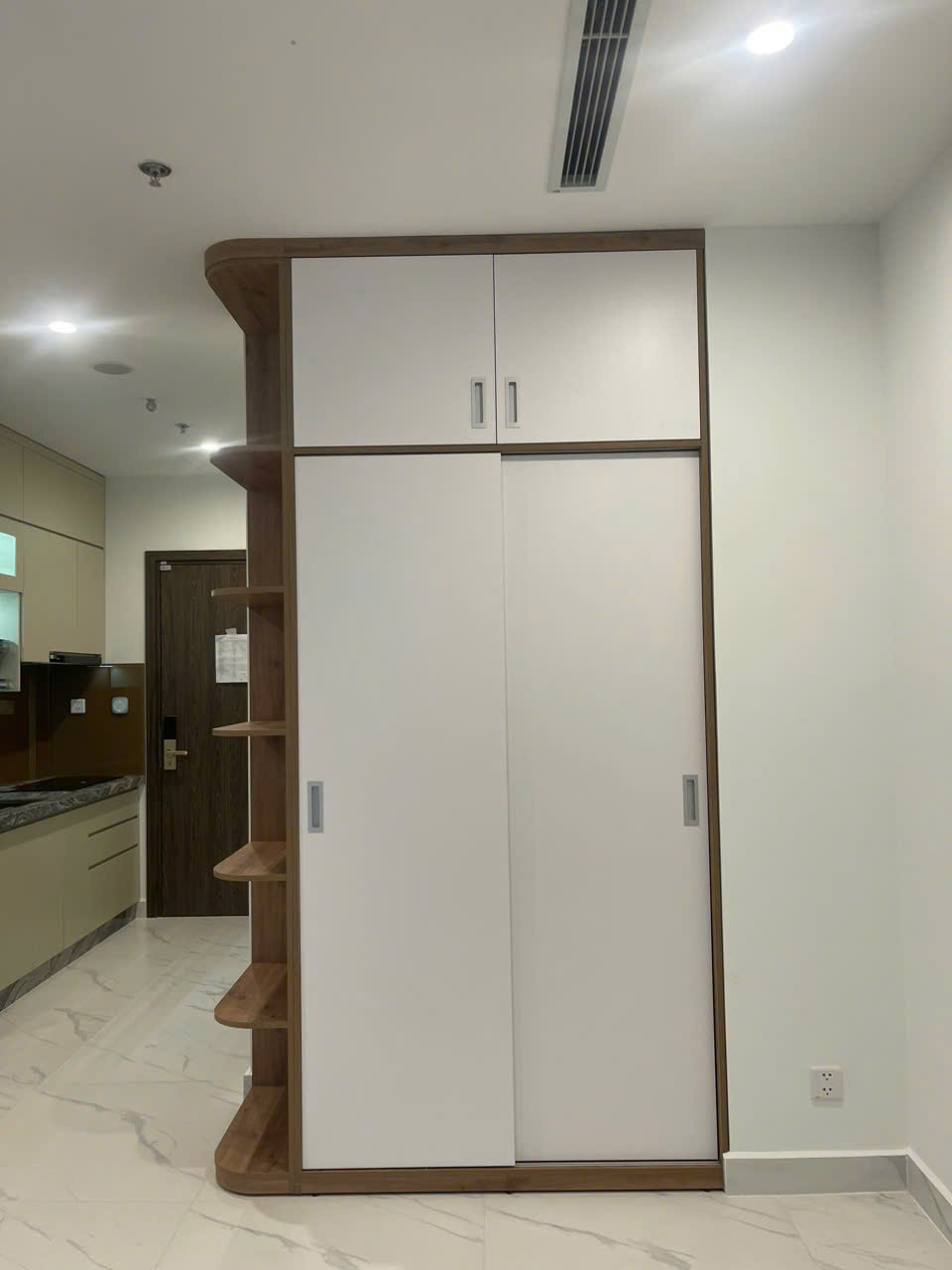Cho thuê căn hộ Studio The Beverly Vinhomes Grand Park – Full nội thất cao cấp, giá tốt