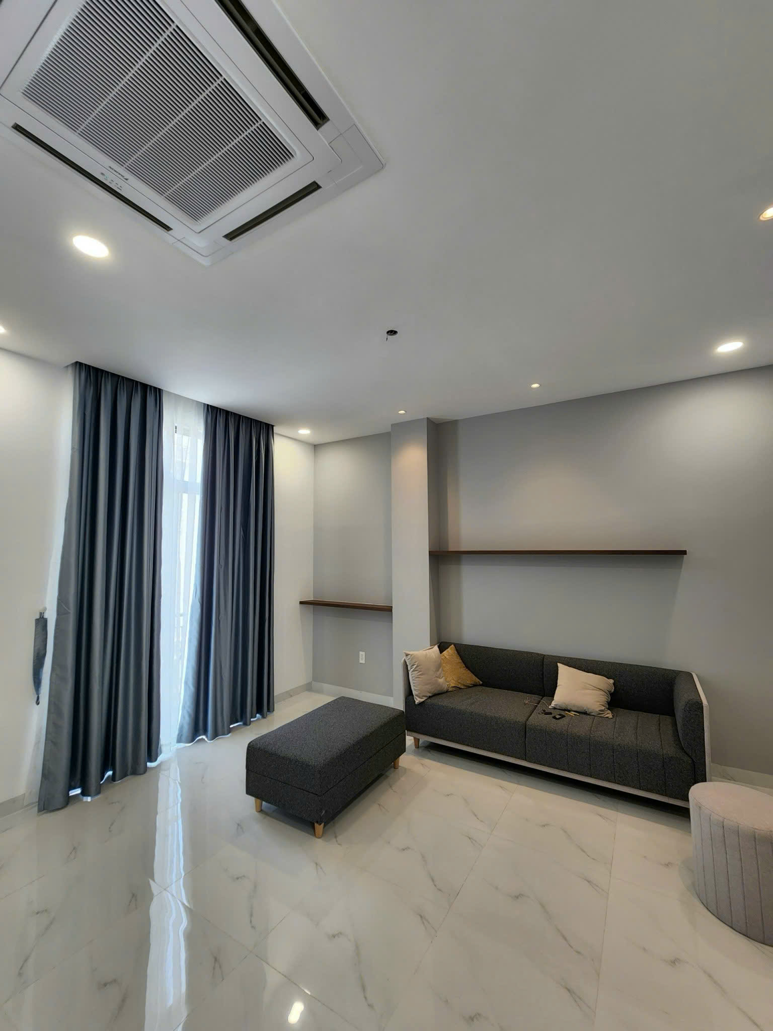 CHO THUÊ - Nhà phố 96m2 có nội thất, bếp, giường tủ Vinhomes Q9 - giá 38tr/tháng - ảnh 5