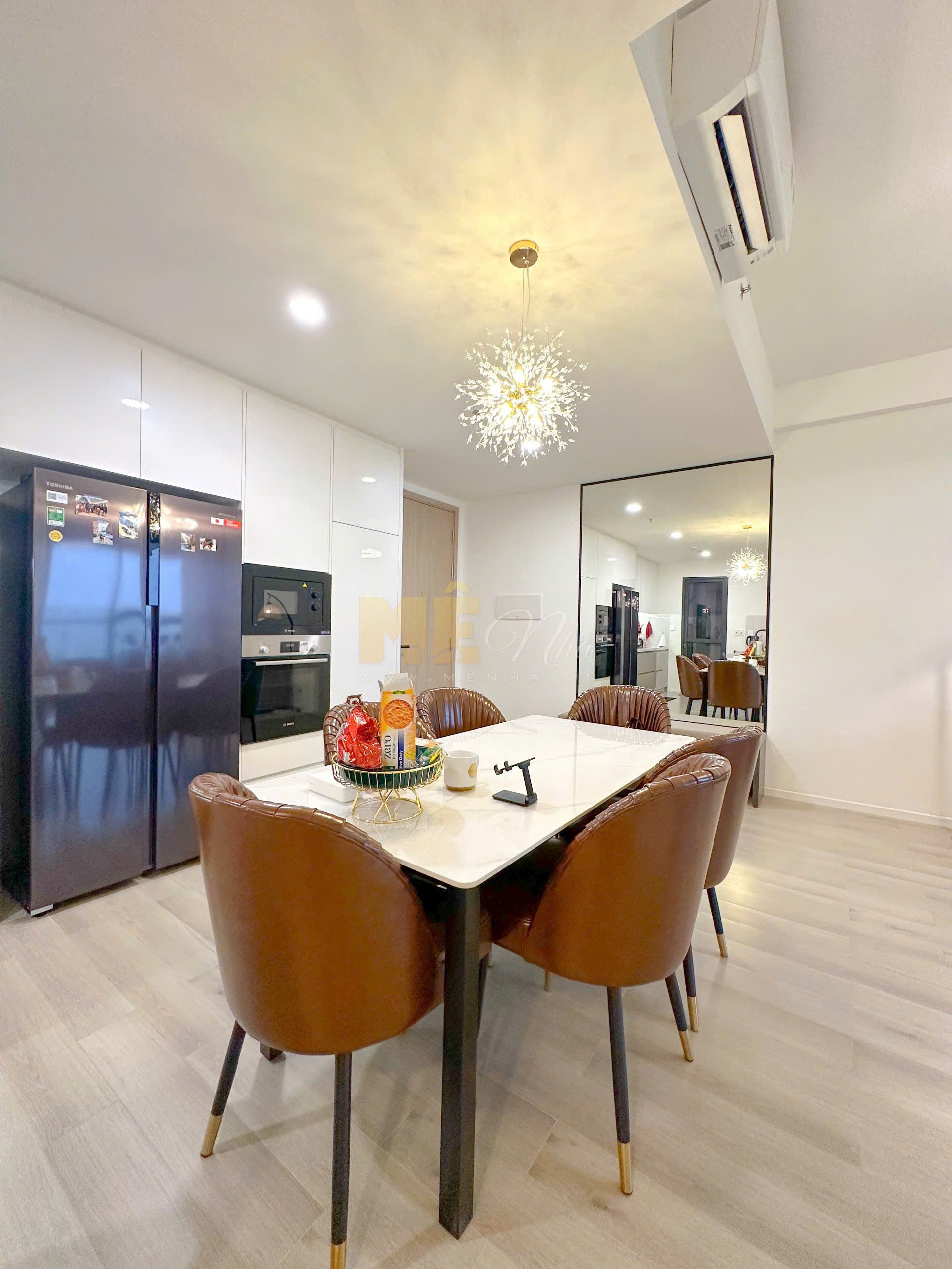 CHO THUÊ CĂN HỘ LUMIERE BOULEVARD VINHOMES GRAND PARK – TẦNG TRUNG, VIEW NỘI KHU HỒ BƠI, FULL NỘI THẤT CAO CẤP