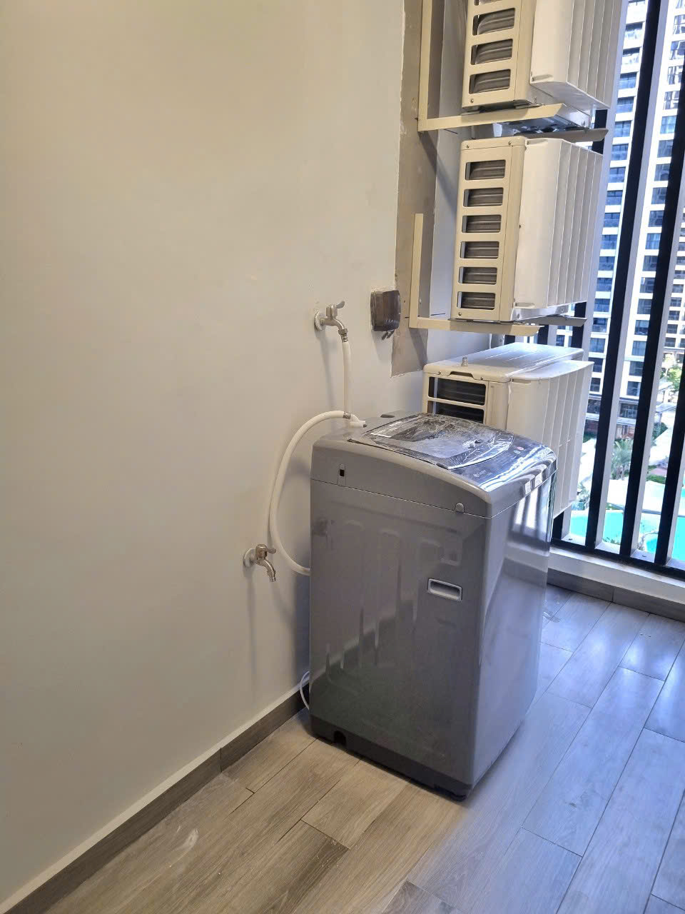 BÁN CĂN HỘ LUMIERE BOULEVARD VINHOMES GRAND PARK 2PN – FULL NỘI THẤT – VIEW NỘI KHU HỒ BƠI – GIÁ TỐT