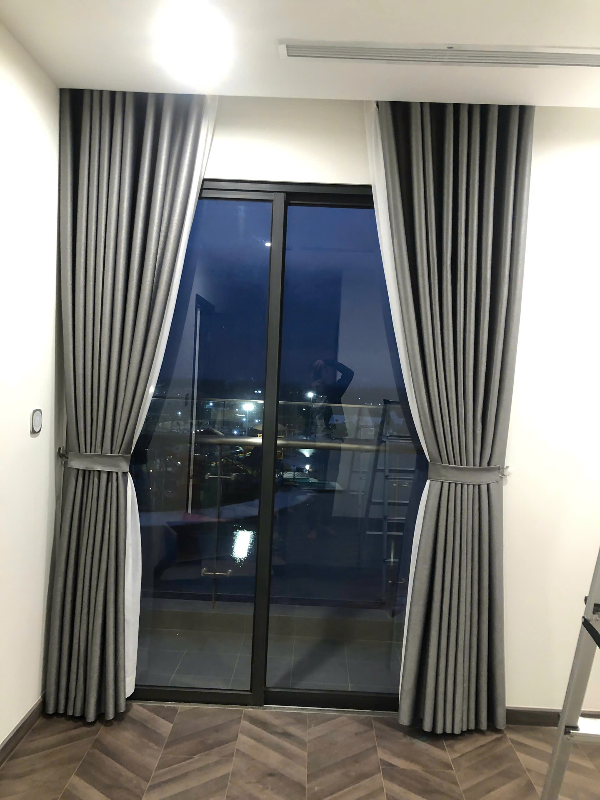 BÁN CĂN HỘ THE BEVERLY – VINHOMES GRAND PARK 2PN 2WC | NỘI THẤT BẾP – RÈM | TẦNG THẤP | VIEW CÔNG VIÊN 36HA