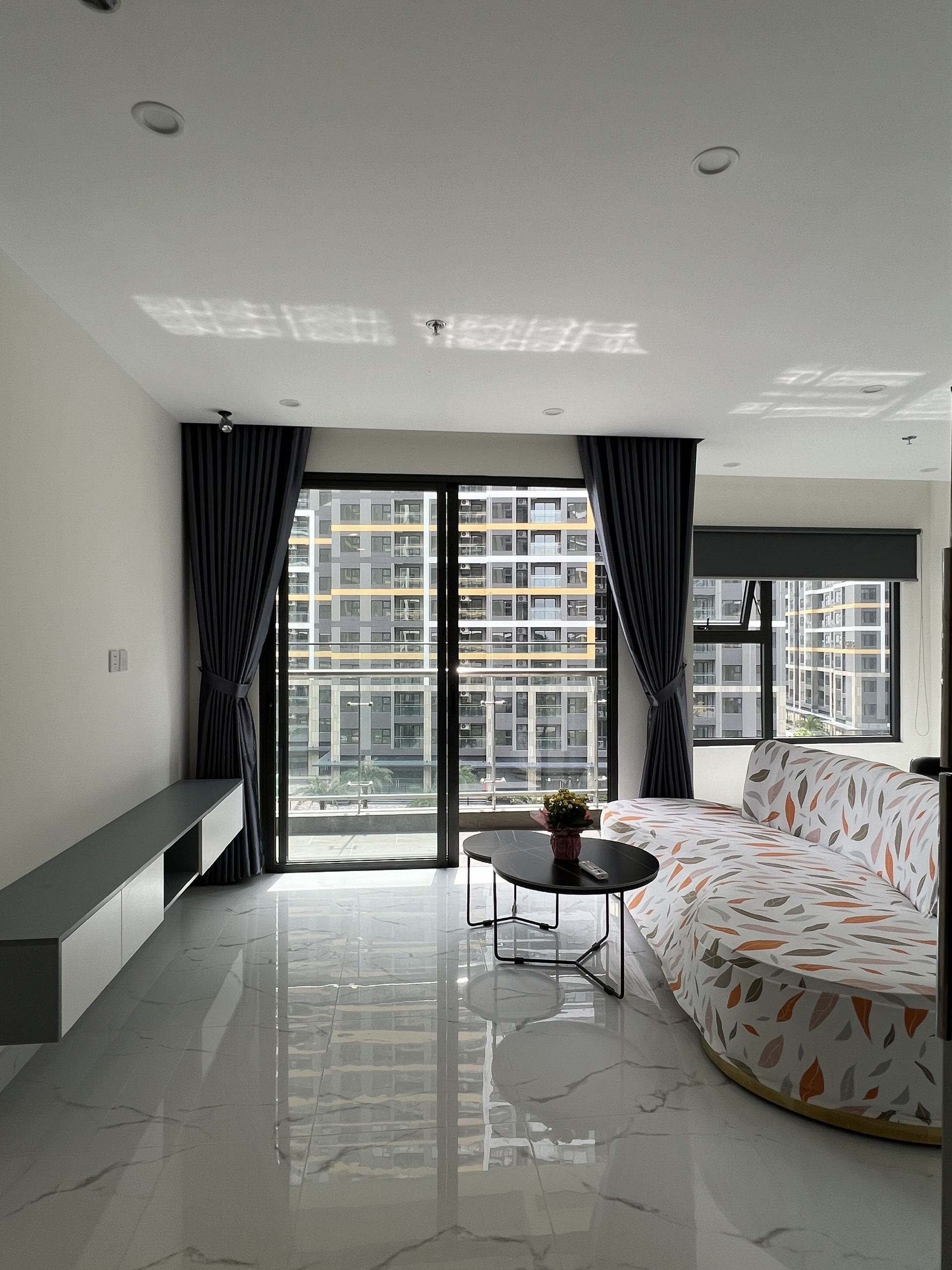 CHO THUÊ CĂN HỘ 2PN+ FULL NỘI THẤT – VIEW NỘI KHU CÔNG VIÊN | BEVERLY SOLARI