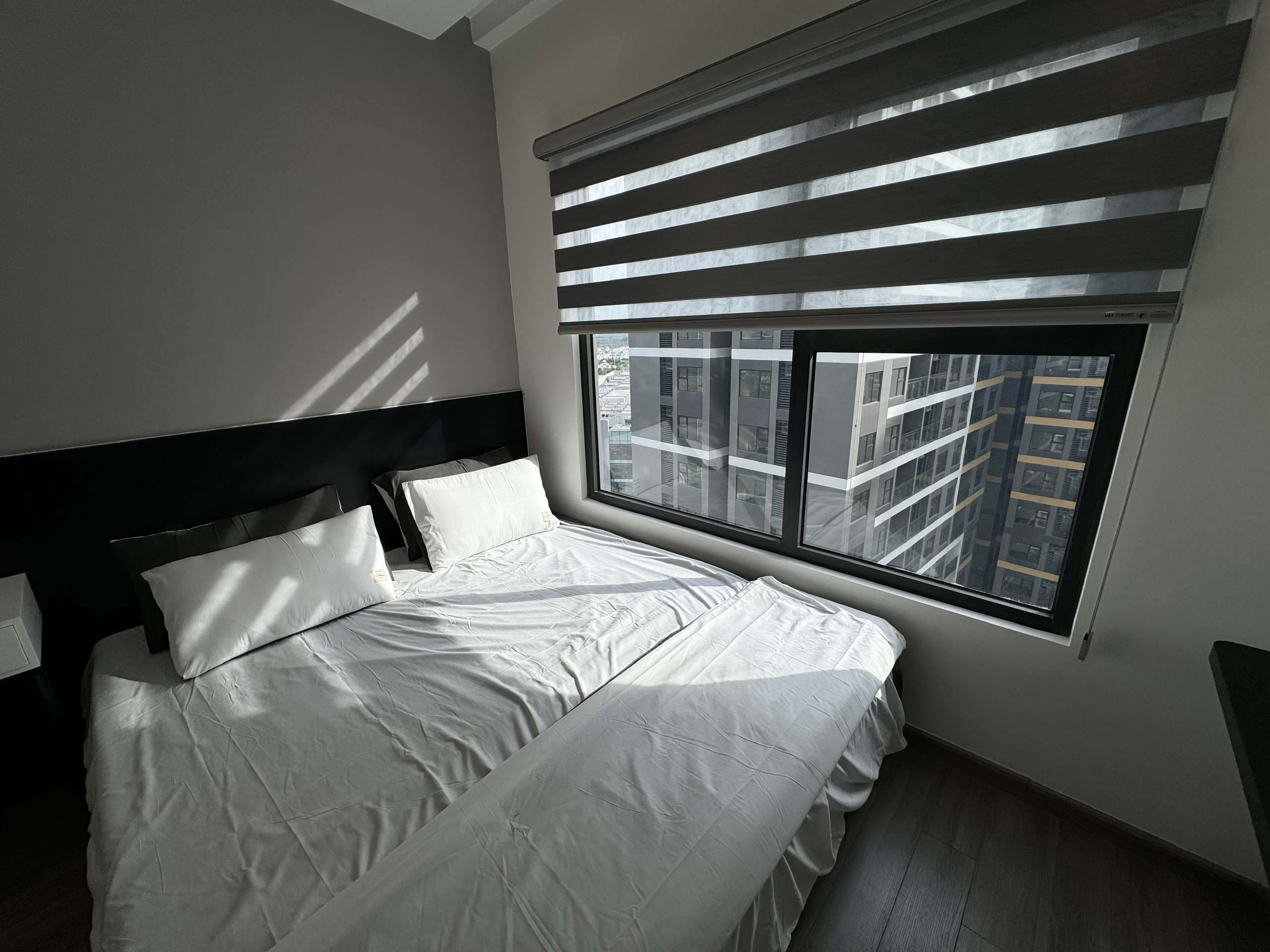 NHÀ ĐẸP NGAY VINCOM_CHO THUÊ 11TR FULL NỘI THẤT LUXURY_ XÁCH VALI VÀO Ở. CHỦ DỄ THƯƠNG - ảnh 5