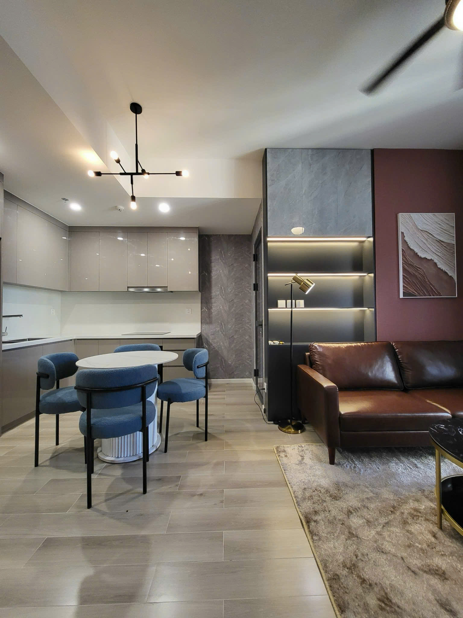 Bán Căn Hộ 1PN Tòa B Masteri Centre Point – View Hồ Bơi – Sẵn Dòng Tiền – Sổ Hồng Cầm Tay – Giá 3.5 Tỷ