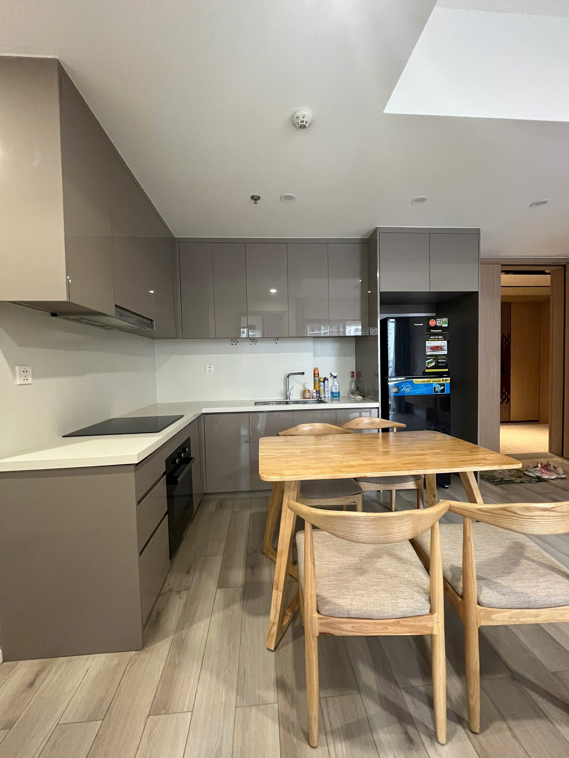 Bán căn hộ 2PN Masteri Centre Point Tòa E1 - Full nội thất sang trọng, xách vali vào ở - Giá 4.35 Tỷ. - ảnh 2