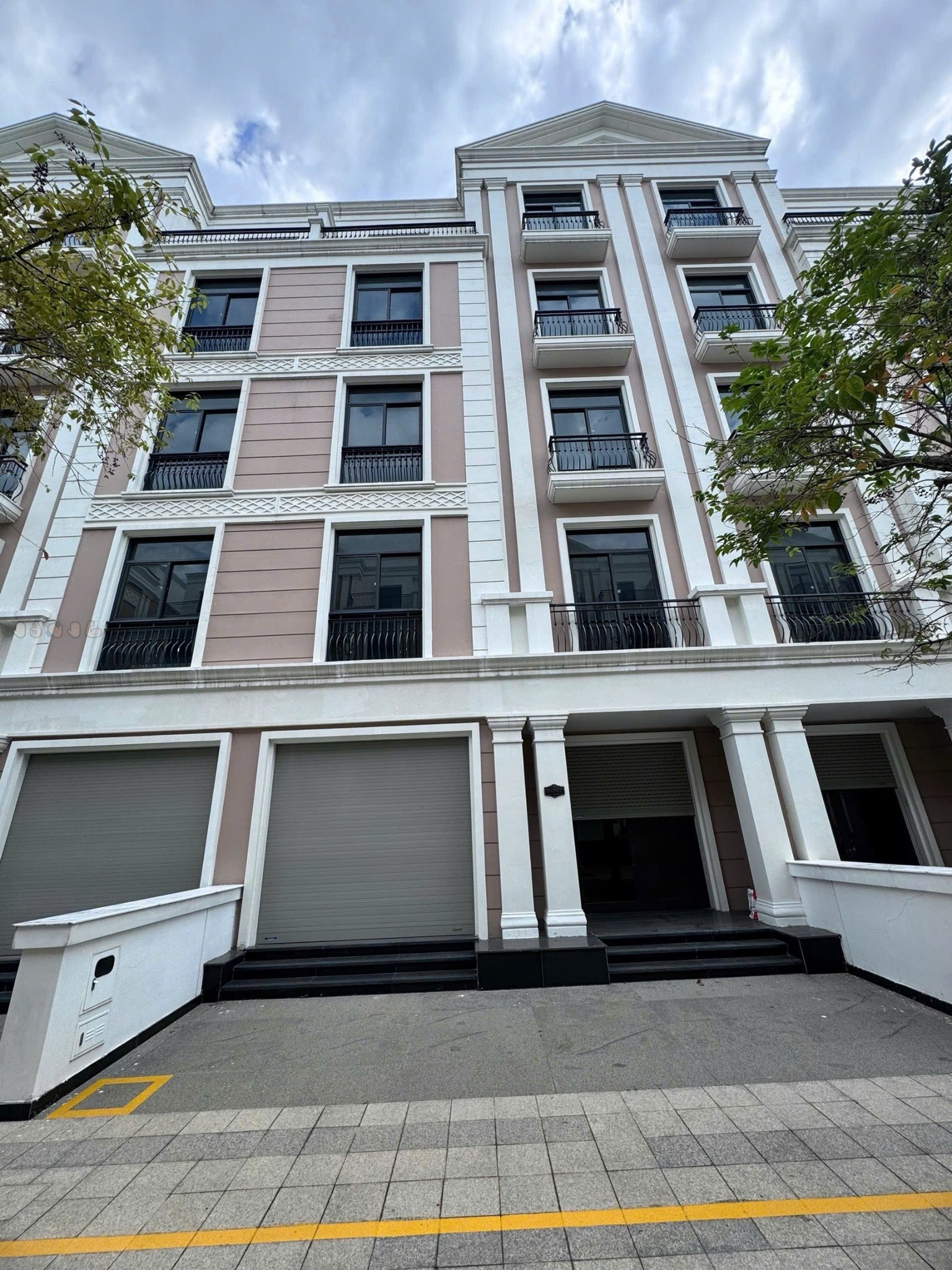 Nhà phố liên kế Glory 126m2 giá tốt nhất thị trường LH 0976911146