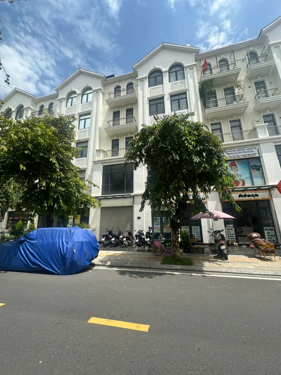 Nhà phố 126m2 Mahattan giá tốt nhất thị trường LH 0976911146