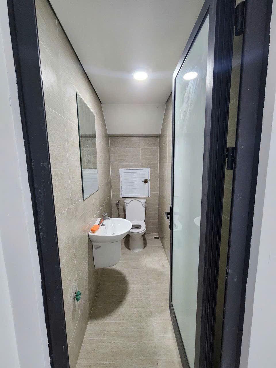 NHÀ PHỐ THƯƠNG MẠI MANHATTAN GLORY – BÁN & CHO THUÊ – VỊ TRÍ TRUNG TÂM – KHAI THÁC KINH DOANH HIỆU QUẢ