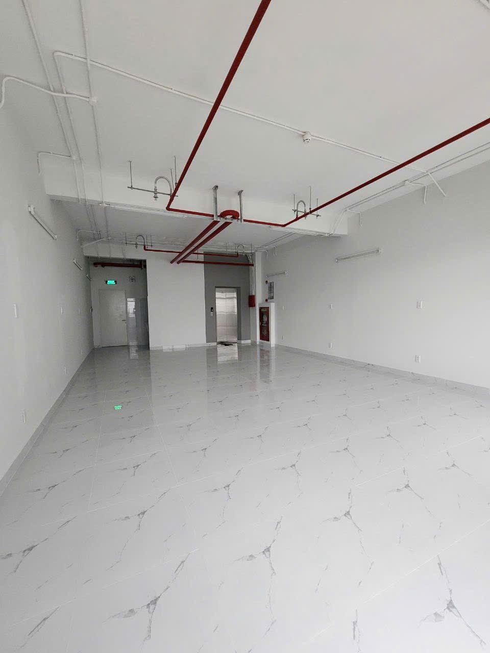 NHÀ PHỐ THƯƠNG MẠI MANHATTAN GLORY – BÁN & CHO THUÊ – VỊ TRÍ TRUNG TÂM – KHAI THÁC KINH DOANH HIỆU QUẢ - ảnh 2