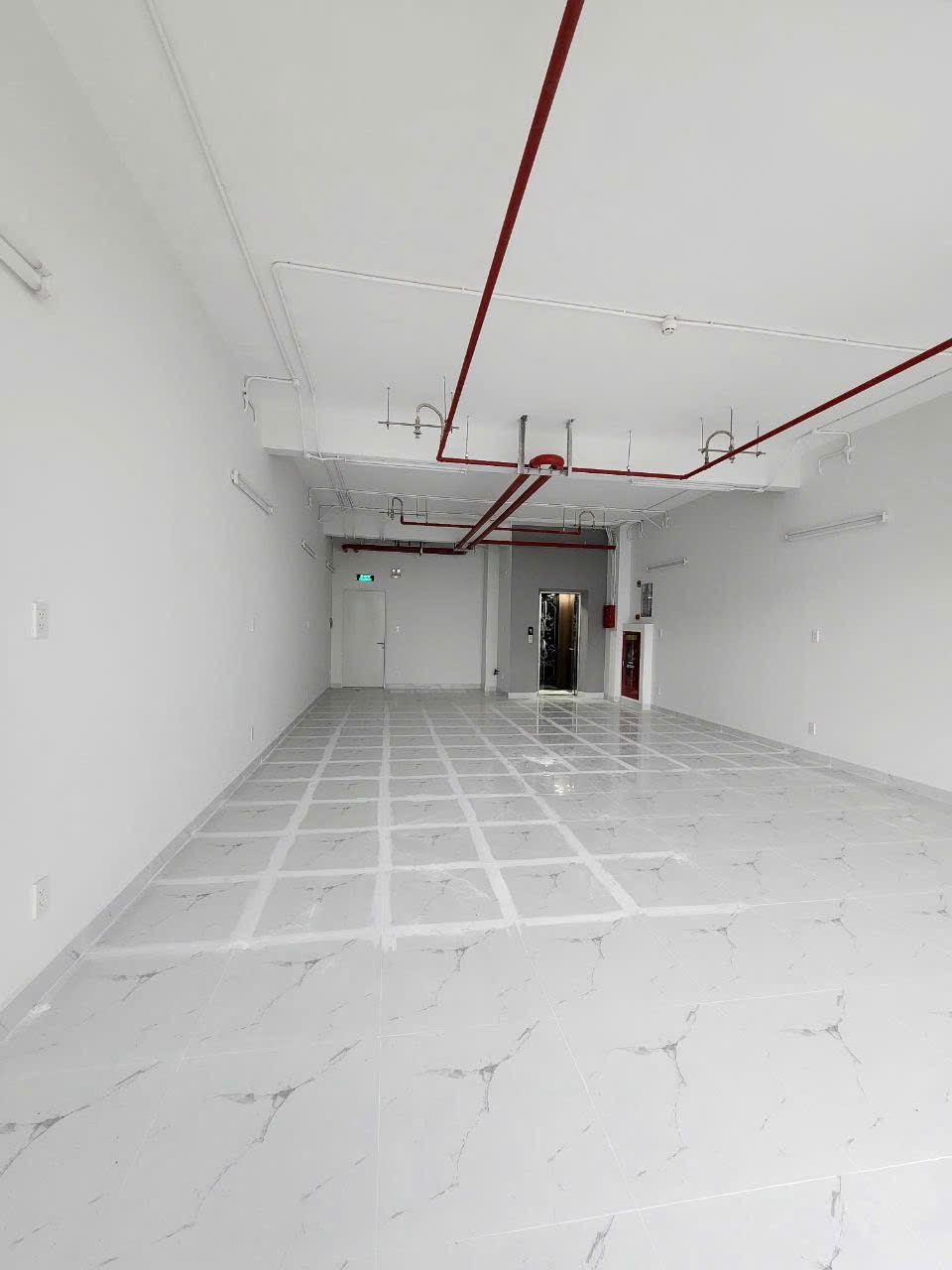 NHÀ PHỐ THƯƠNG MẠI MANHATTAN GLORY – BÁN & CHO THUÊ – VỊ TRÍ TRUNG TÂM – KHAI THÁC KINH DOANH HIỆU QUẢ - ảnh 3