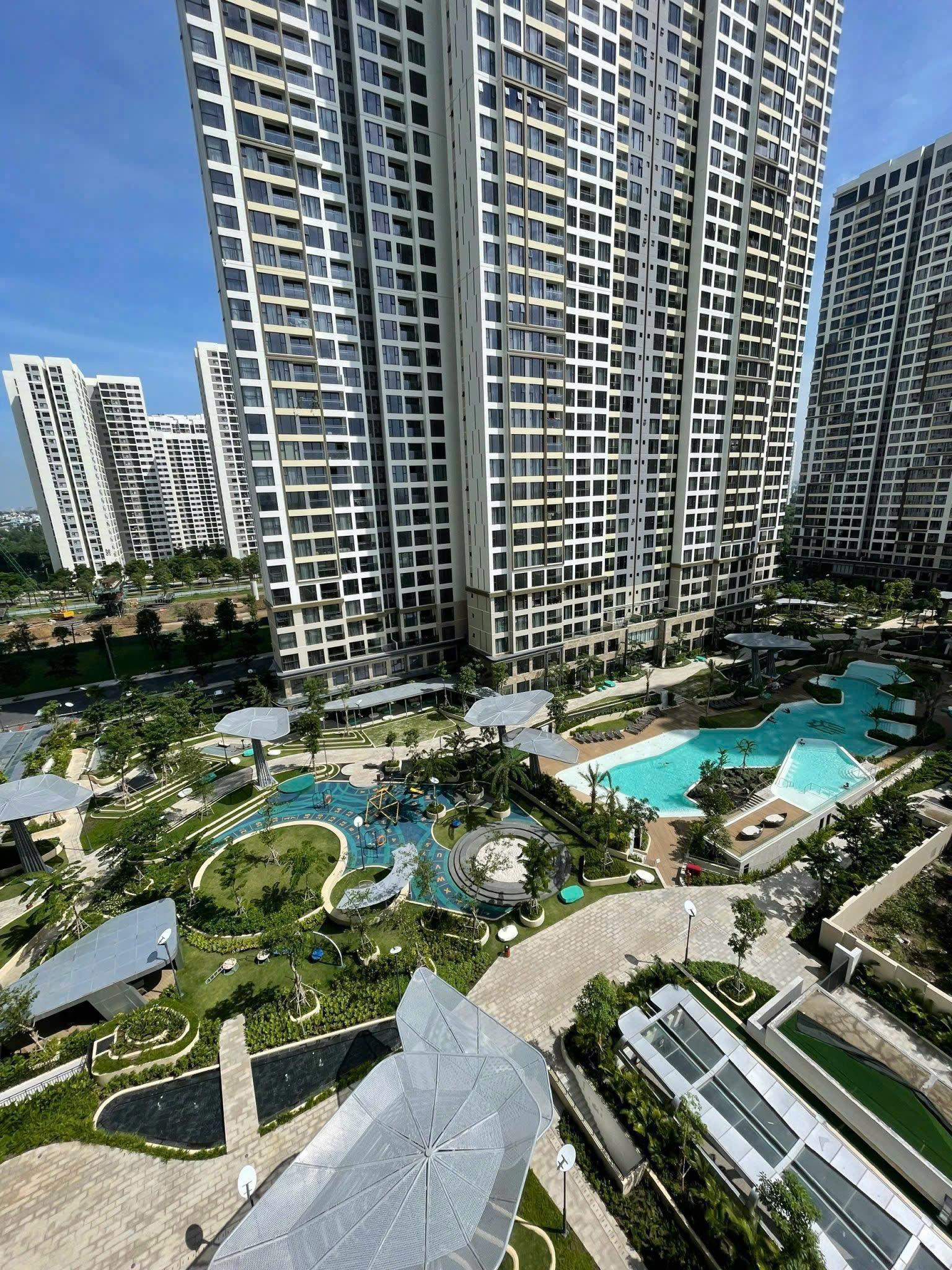 BÁN CĂN HỘ MASTERI CENTRE POINT VINHOMES GRAND PARK – VIEW NỘI KHU HỒ BƠI, BẾP & RÈM, GIÁ TỐT QUẬN 9 - ảnh 8