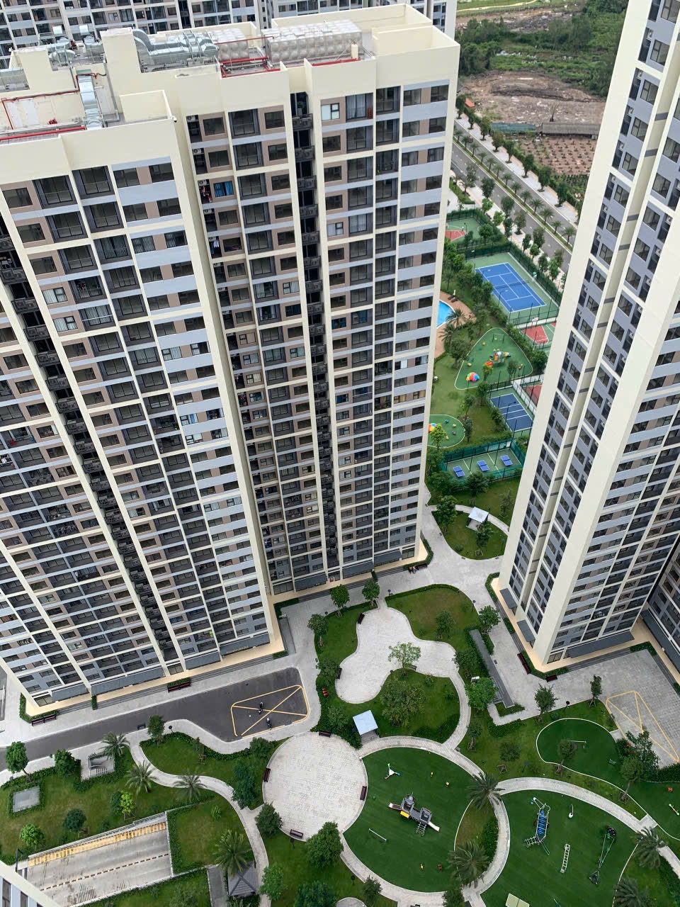 Bán căn hộ Vinhomes Grand Park 1PN+ – The Rainbow – Full nội thất – View tầng cao nóc thoáng đẹp