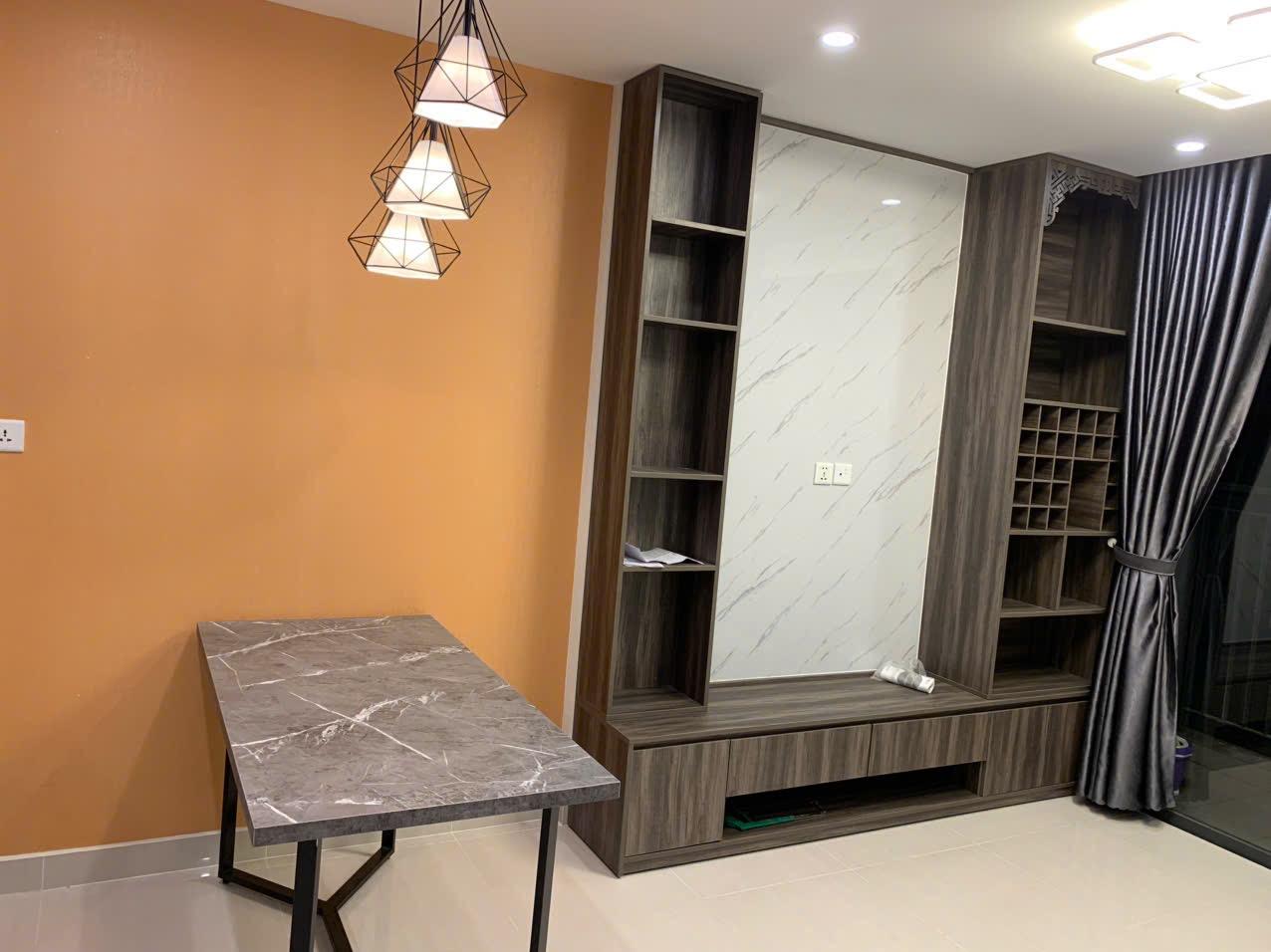 Bán Gấp Căn Hộ 1PN+ The Rainbow  Vinhomes Grand Park- Full Nội Thất Gỗ, Giá Tốt