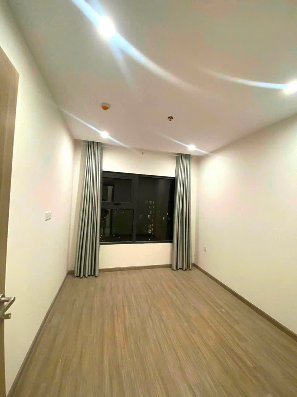 Cho Thuê Căn Hộ 1PN+ The Rainbow – Vinhomes Grand Park – Nội Thất Bếp Rèm – Giá Siêu Tốt 6 Triệu/Tháng - ảnh 2