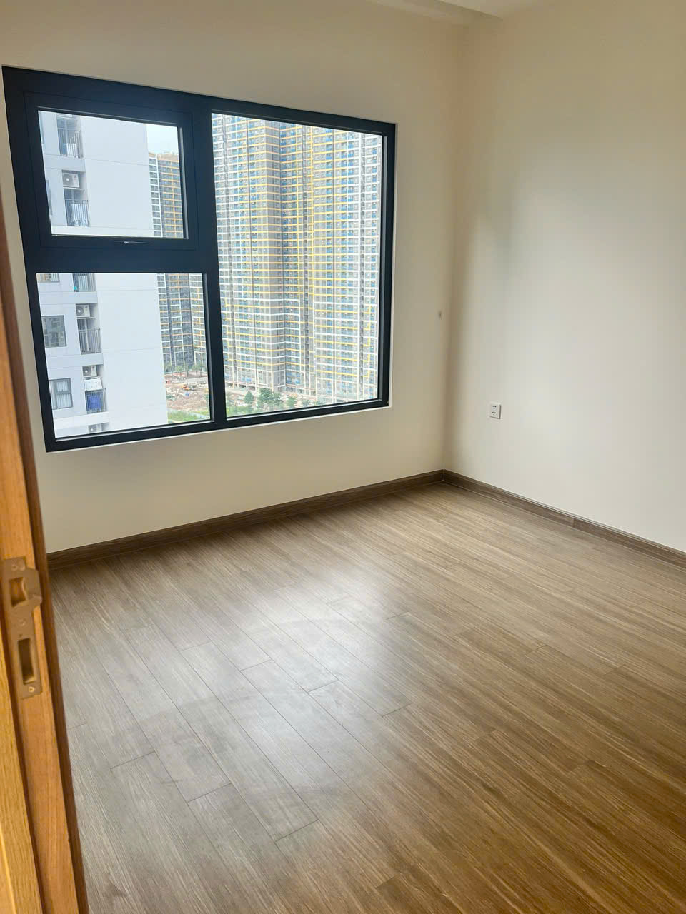 Bán Căn Hộ 2PN2WC The Origami – Vinhomes Grand Park | View Nội Khu, Gần Vincom, Giá Tốt 3.15 Tỷ