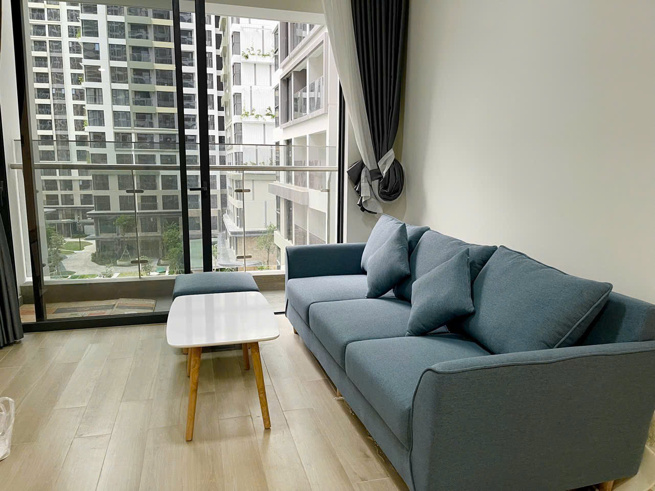 Bán căn hộ Lumiere Boulevard tầng thấp – View nội khu hồ bơi xanh mát - full nội thất - giá tốt tại Vinhomes Grand Park - ảnh 8