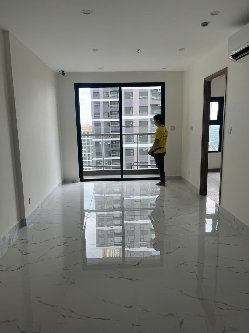 Cho Thuê Gấp Căn Hộ 2PN The Beverly Solari Vinhomes Grand Park - Tầng Cao View Vành Đai 3 Thoáng Đãng, Có Bếp Rèm, Giá Chỉ 7 Triệu
