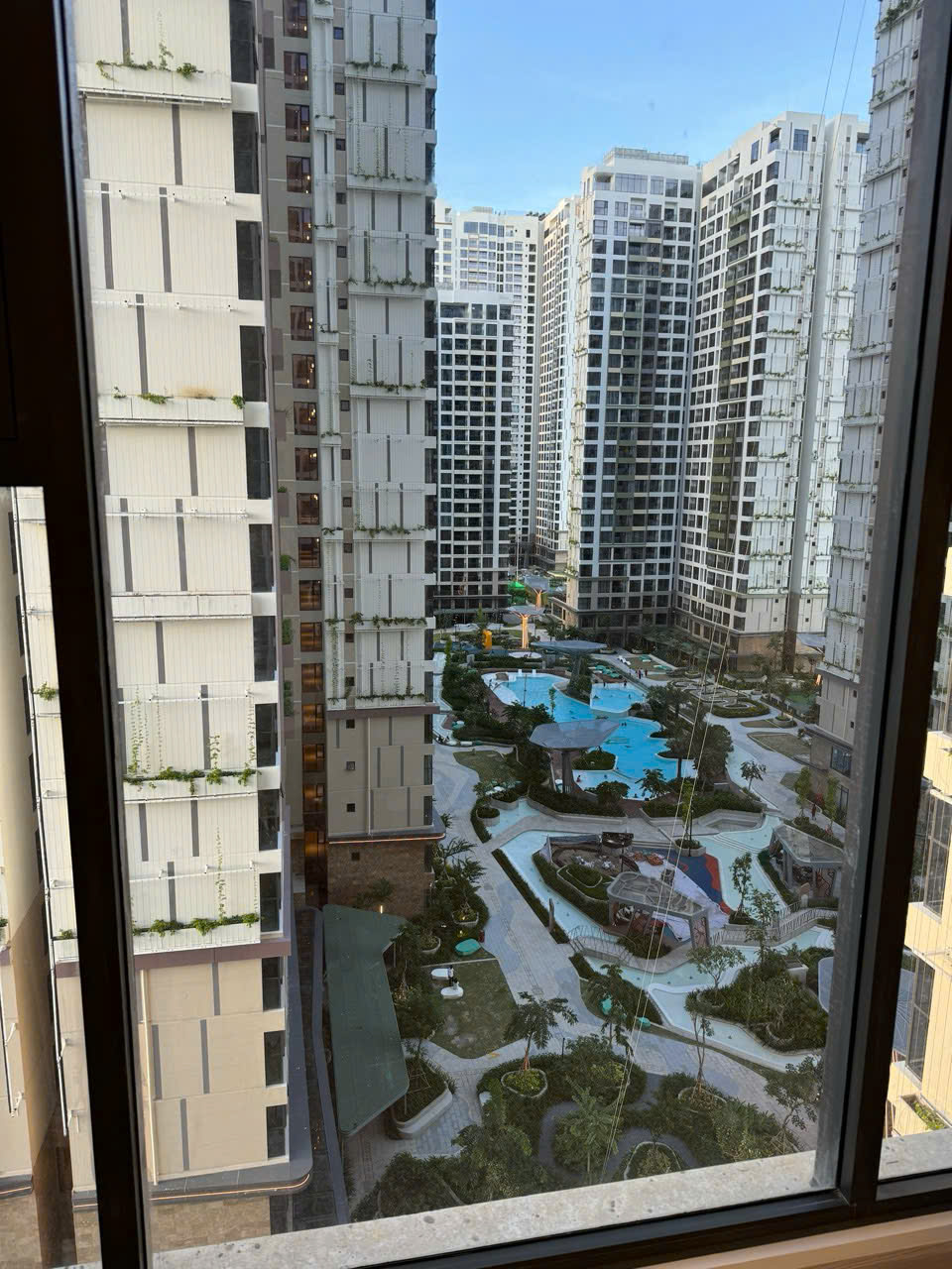 CHO THUÊ CĂN HỘ LUMIERE BOULEVARD – VINHOMES GRAND PARK  2PN2WC | NHÀ MỚI - NỘI THẤT BẾP RÈM - ảnh 8