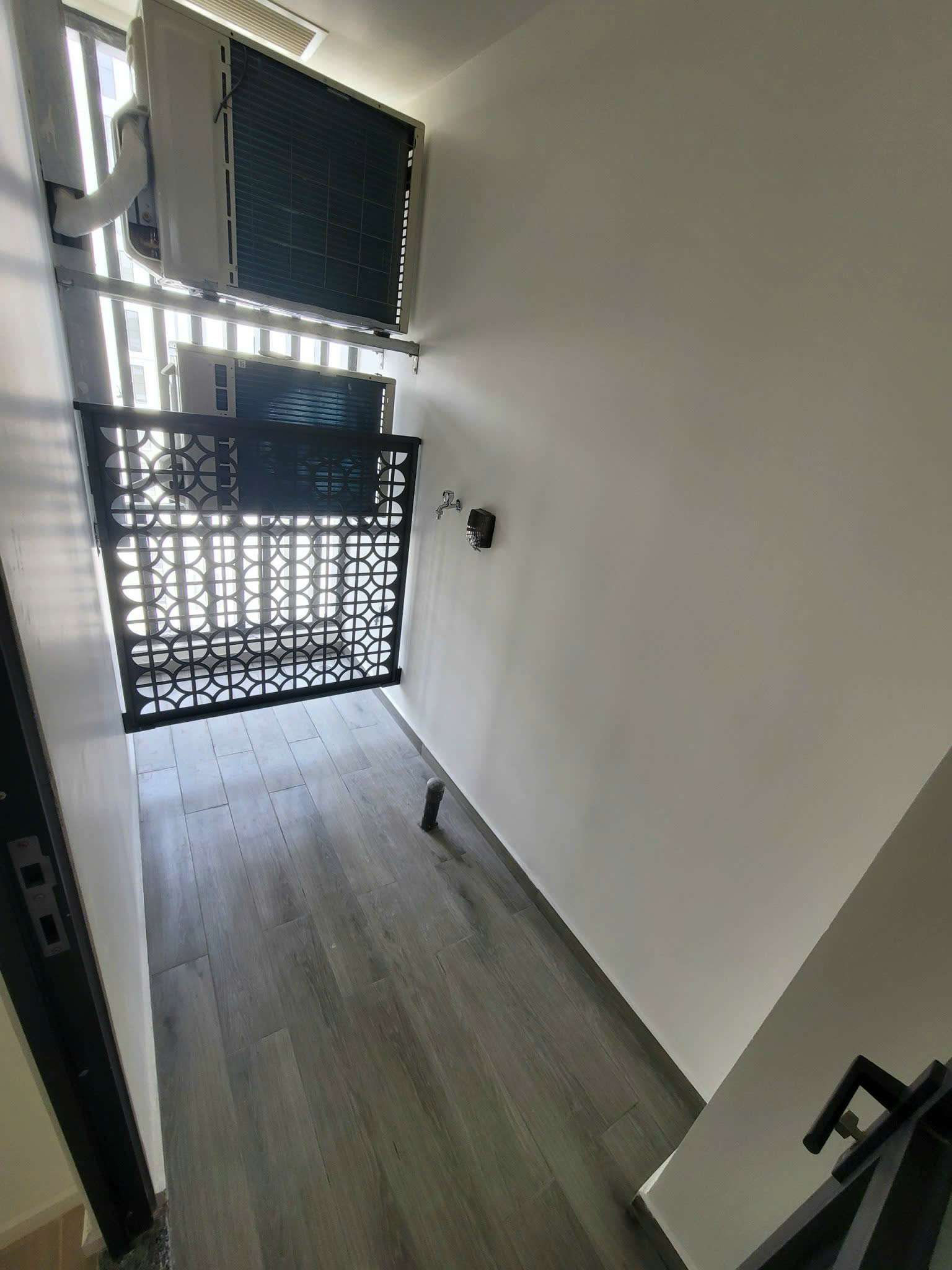 BÁN CĂN HỘ MASTERI CENTRE POINT VINHOMES GRAND PARK 2PN – BẾP RÈM – GIÁ TỐT