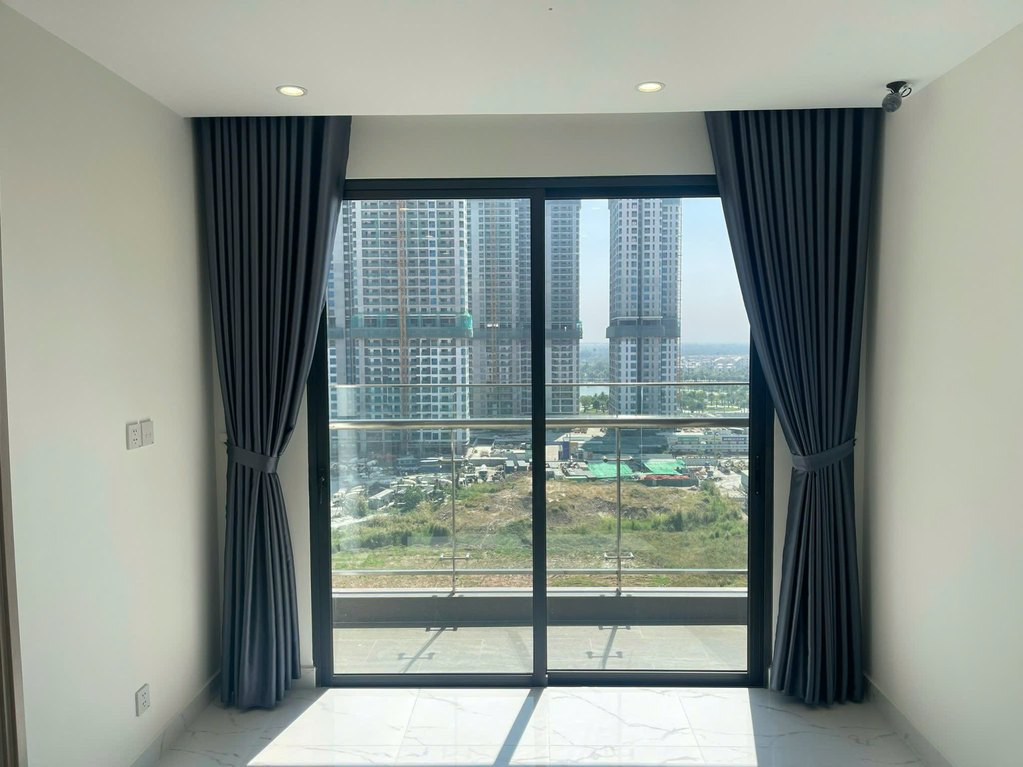 Bán Căn Hộ 2PN 2WC The Beverly Solari – Vinhomes Grand Park – Nội Thất Bếp Rèm – Giá 3.95 Tỷ - ảnh 5