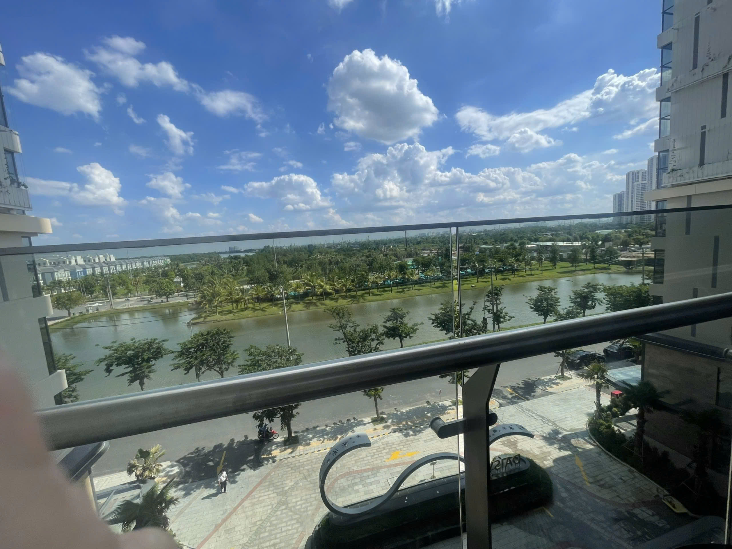 Bán Nhanh Căn Hộ Lumiere Boulevard Vinhomes Grand Park – 2PN Full Nội Thất, View Hồ Bơi & Sông Cực Thoáng - ảnh 9