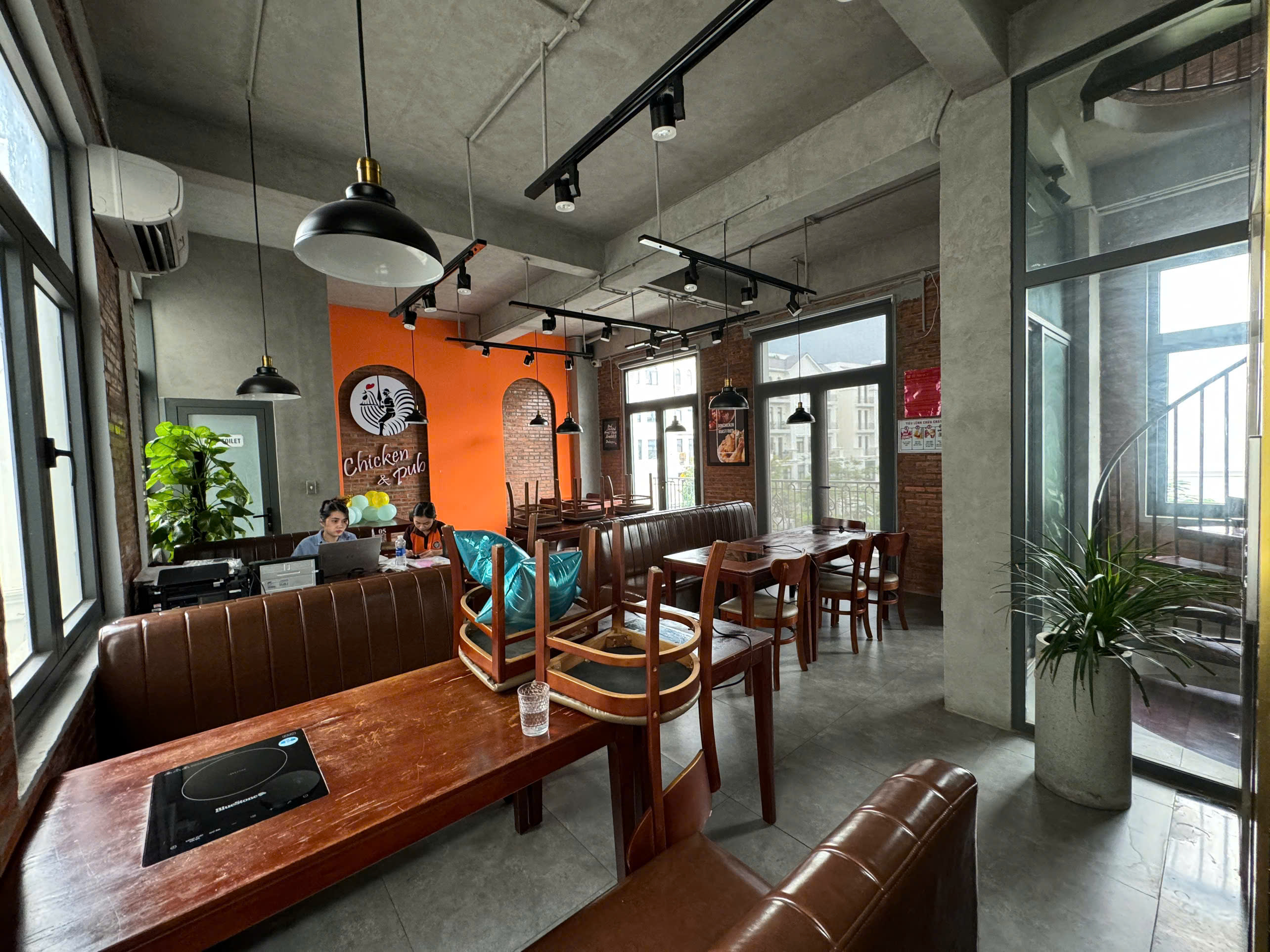 Bán Nhà Phố The Manhattan Vinhomes Grand Park – 5 Tầng, Có Thang Máy, Phù Hợp Ở & Kinh Doanh - Giá chỉ 24 tỷ