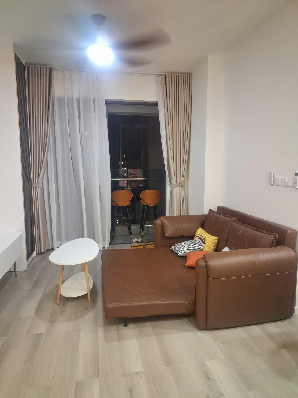 Cho Thuê Căn Hộ Cao Cấp Lumiere Boulevard – Vinhomes Grand Park  View tầng cao – Full nội thất cao cấp – 1PN | Giá tốt