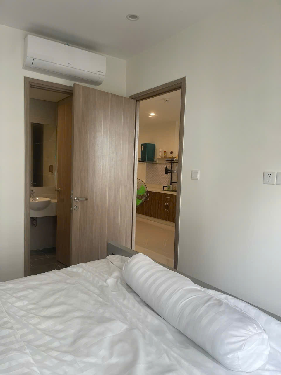 Bán căn hộ Vinhomes Grand Park 2PN 2WC – The Origami – Full nội thất – View công viên hồ bơi - ảnh 5