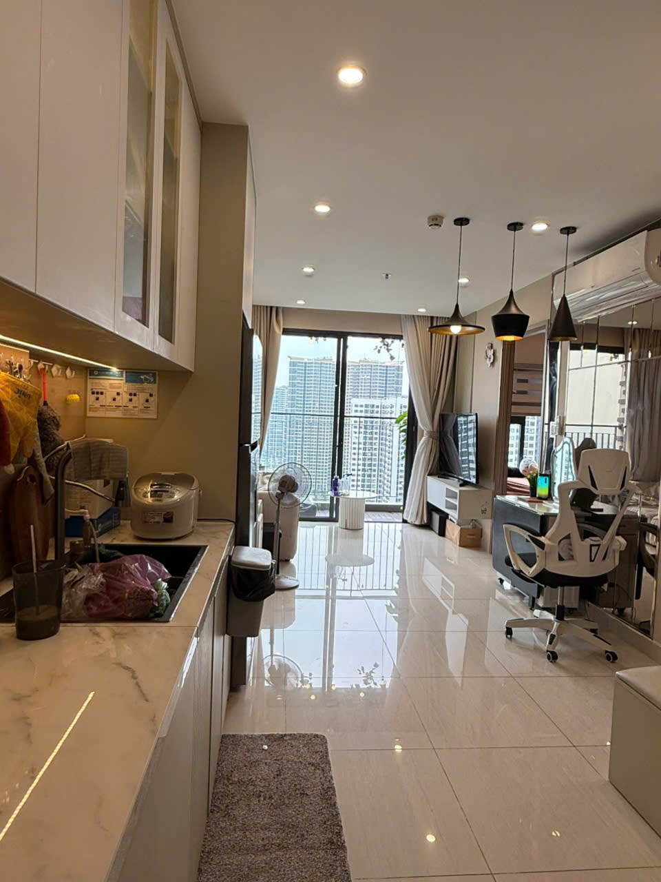 Cho Thuê Căn Hộ Vinhomes Grand Park – The Origami View Hồ Bơi Nội Khu, Tầng Cao Thoáng Đẹp, Full Nội Thất Cao Cấp