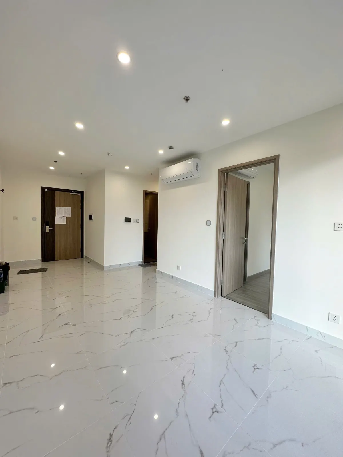 BÁN PHÂN KHU THE BEVERLY SOLARI 2PN GIÁ CỰC SỐC