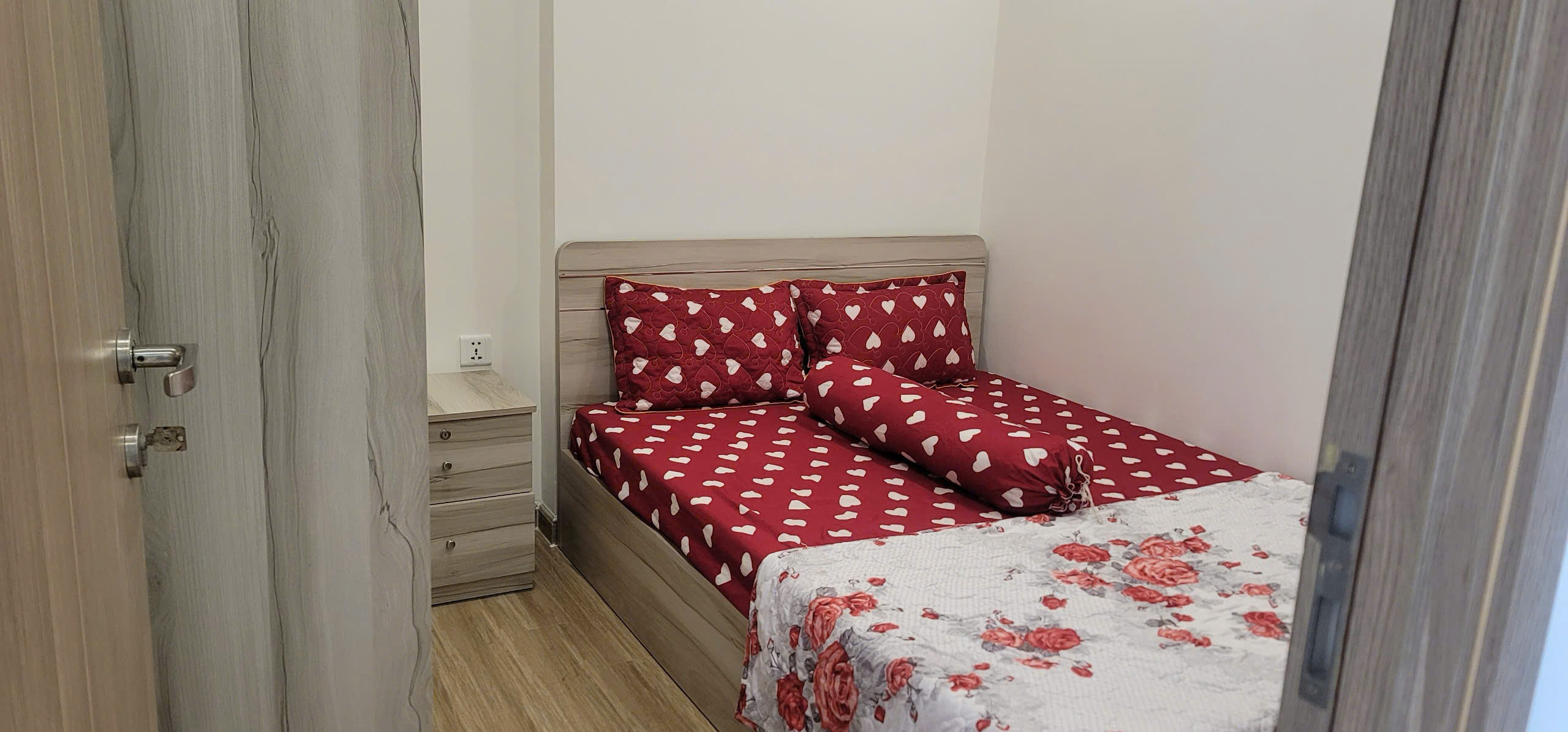 Thuê ngay căn 2PN1WC The Rainbow - Full nội thất chỉ 8.5 Triệu - View trực diện hồ bơi. - ảnh 8