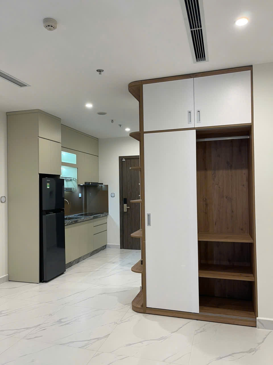 Cho thuê căn hộ Studio The Beverly Vinhomes Grand Park – Full nội thất cao cấp, giá tốt