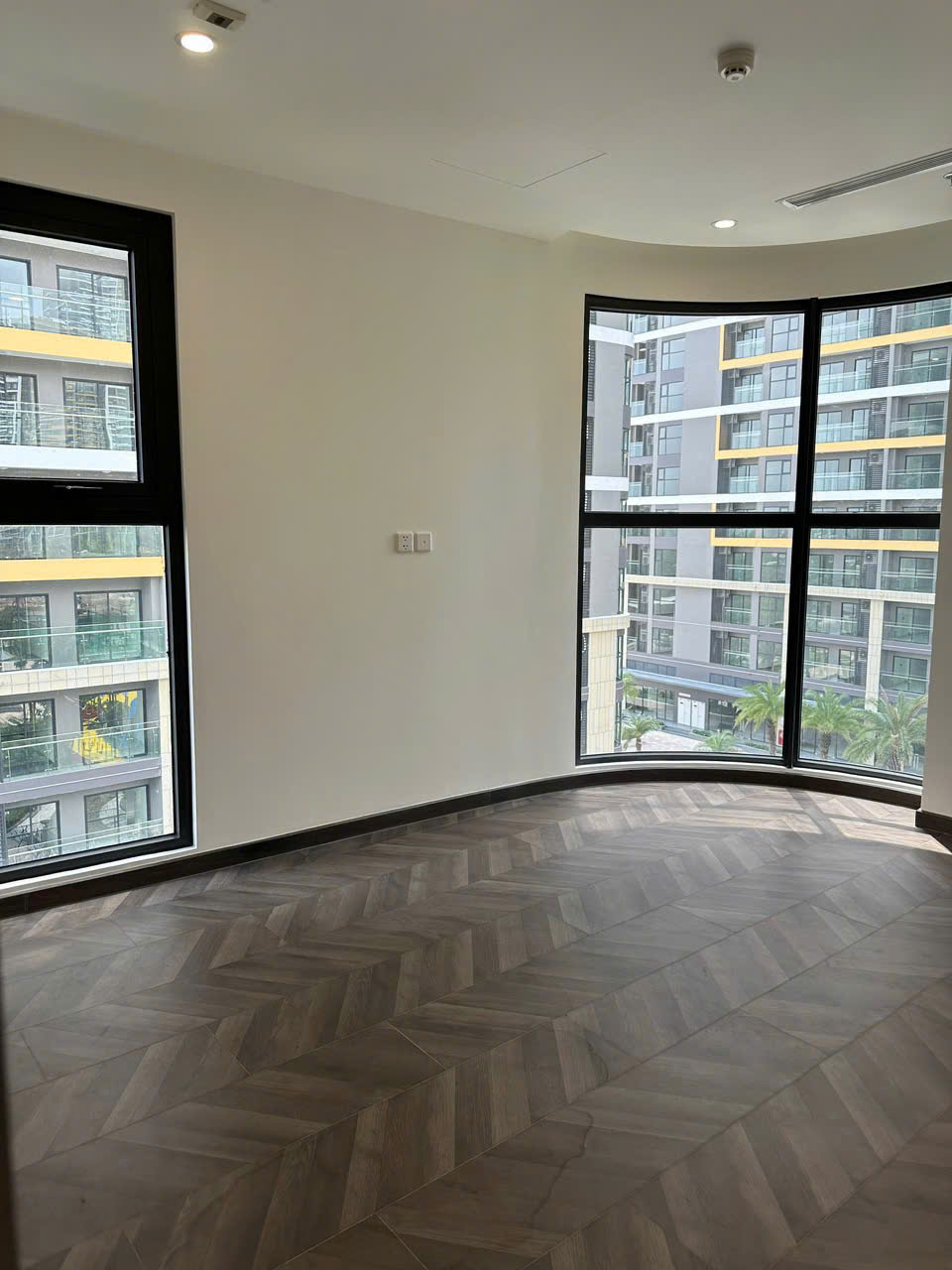 Bán Căn Hộ 2PN 2WC Tòa BE7 The Beverly – View Kênh Sinh Thái Tuyệt Đẹp – Giá Tốt 5 Tỷ