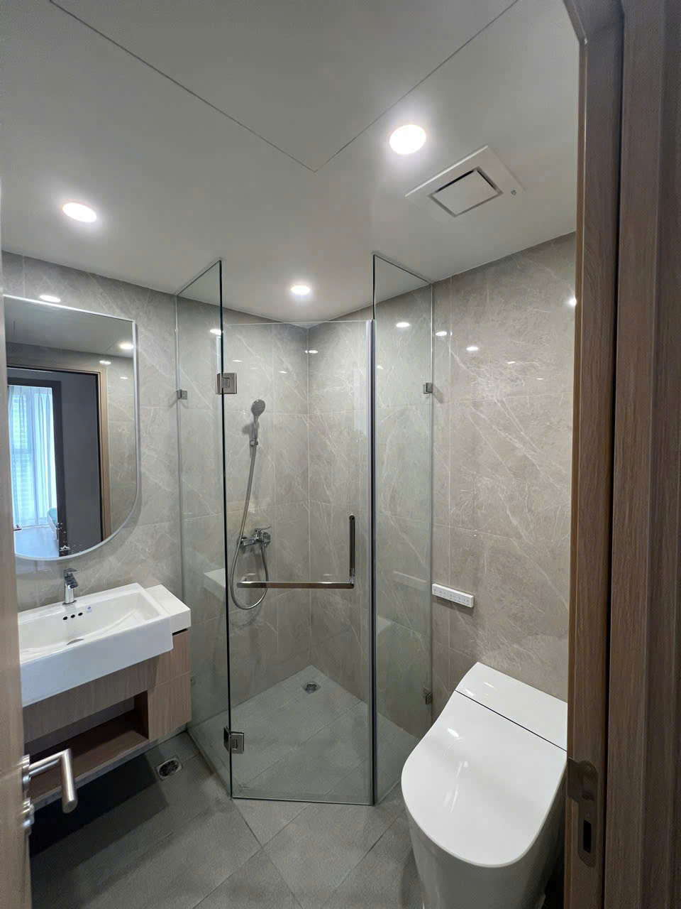 Cho Thuê Căn Hộ 1PN+ Masteri Centre Point Vinhomes Grand Park – Full Nội Thất – Tầng Cao