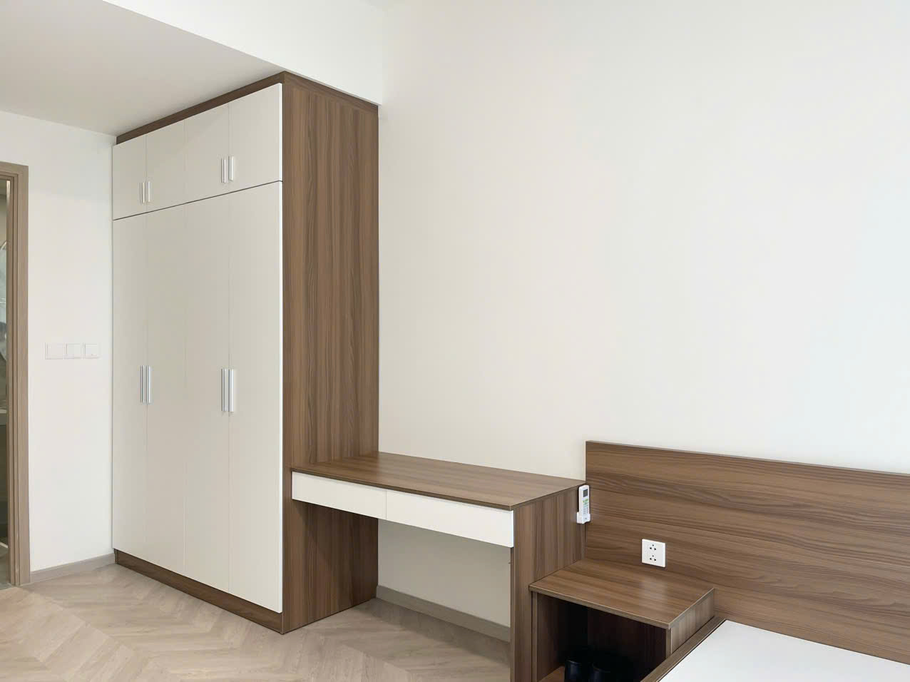 Bán căn hộ Lumiere Boulevard tầng thấp – View nội khu hồ bơi xanh mát - full nội thất - giá tốt tại Vinhomes Grand Park - ảnh 7