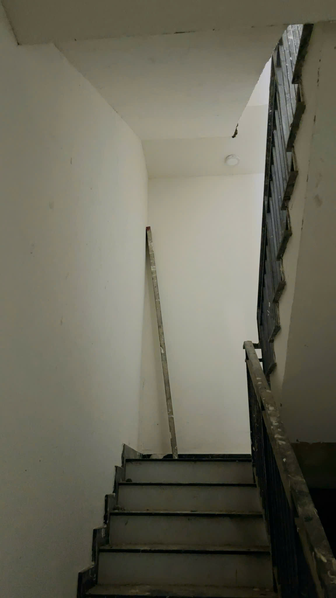 BÁN NHÀ PHỐ THƯƠNG MẠI THE MANHATTAN GLORY – VỊ TRÍ KINH DOANH ĐẮC ĐỊA VINHOMES GRAND PARK