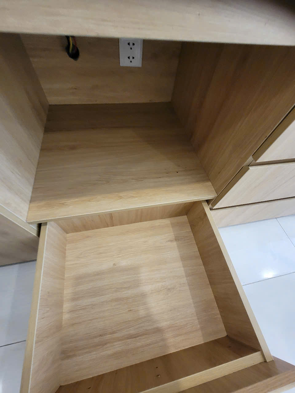 Bán Căn Hộ 2PN 2WC Tầng Thấp – Nội Thất Sẵn Bếp Rèm Vinhomes Grand Park | Phân Khu The Origami – Quận 9