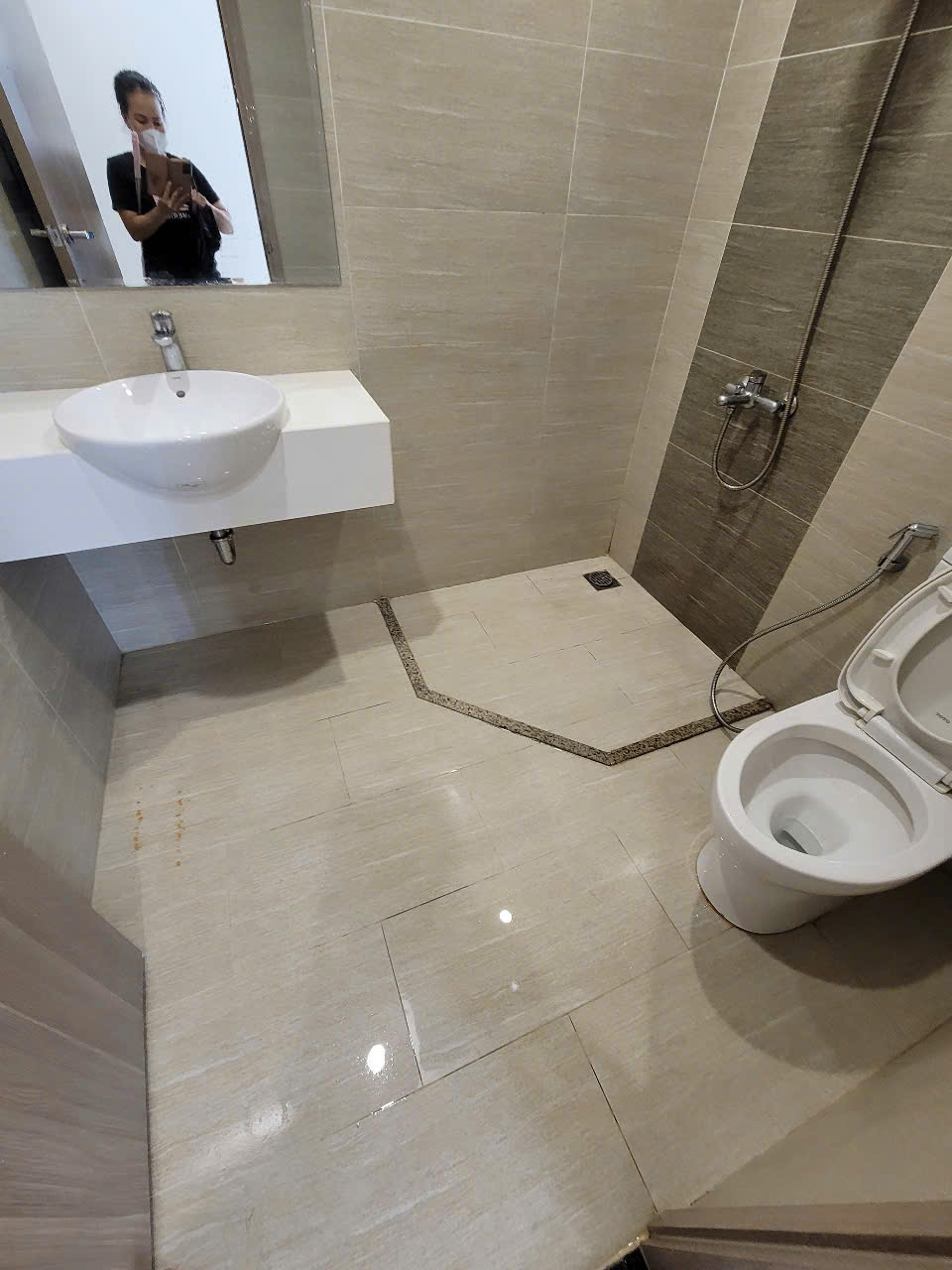 Bán Căn Hộ 2PN 2WC Tầng Thấp – Nội Thất Sẵn Bếp Rèm Vinhomes Grand Park | Phân Khu The Origami – Quận 9 - ảnh 6