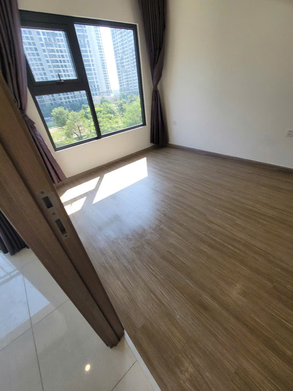 Bán Căn Hộ 2PN 2WC Tầng Thấp – Nội Thất Sẵn Bếp Rèm Vinhomes Grand Park | Phân Khu The Origami – Quận 9 - ảnh 8