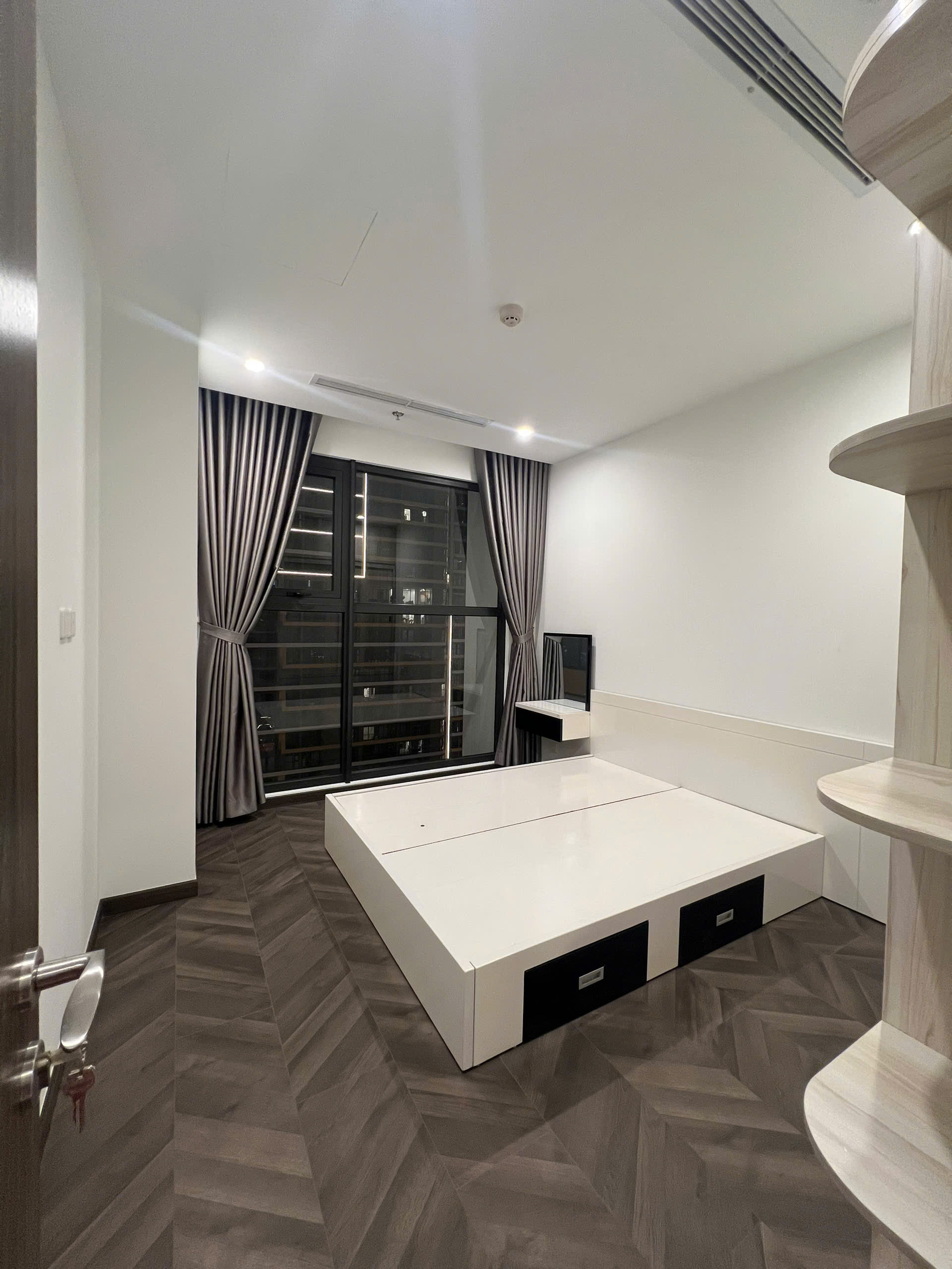 BÁN CĂN HỘ 1PN+ THE BEVERLY – VINHOMES GRAND PARK  Full Nội Thất | View Nội Khu Hồ Bơi | Thoáng Mát - ảnh 6