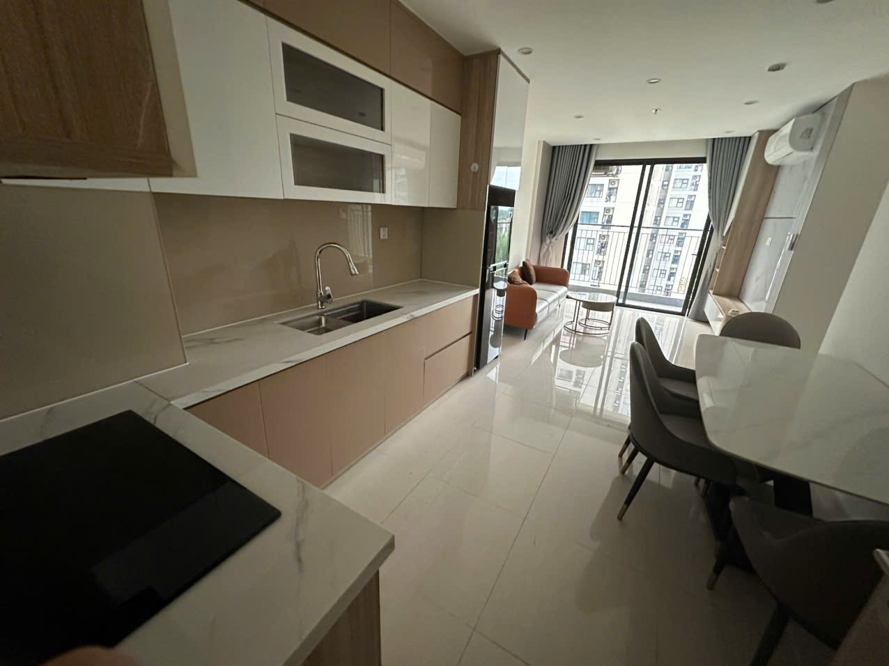 Cho Thuê Căn Hộ Vinhomes Grand Park – The Origami 3PN Full Nội Thất, Ở Ngay – Giá Tốt Tại Quận 9