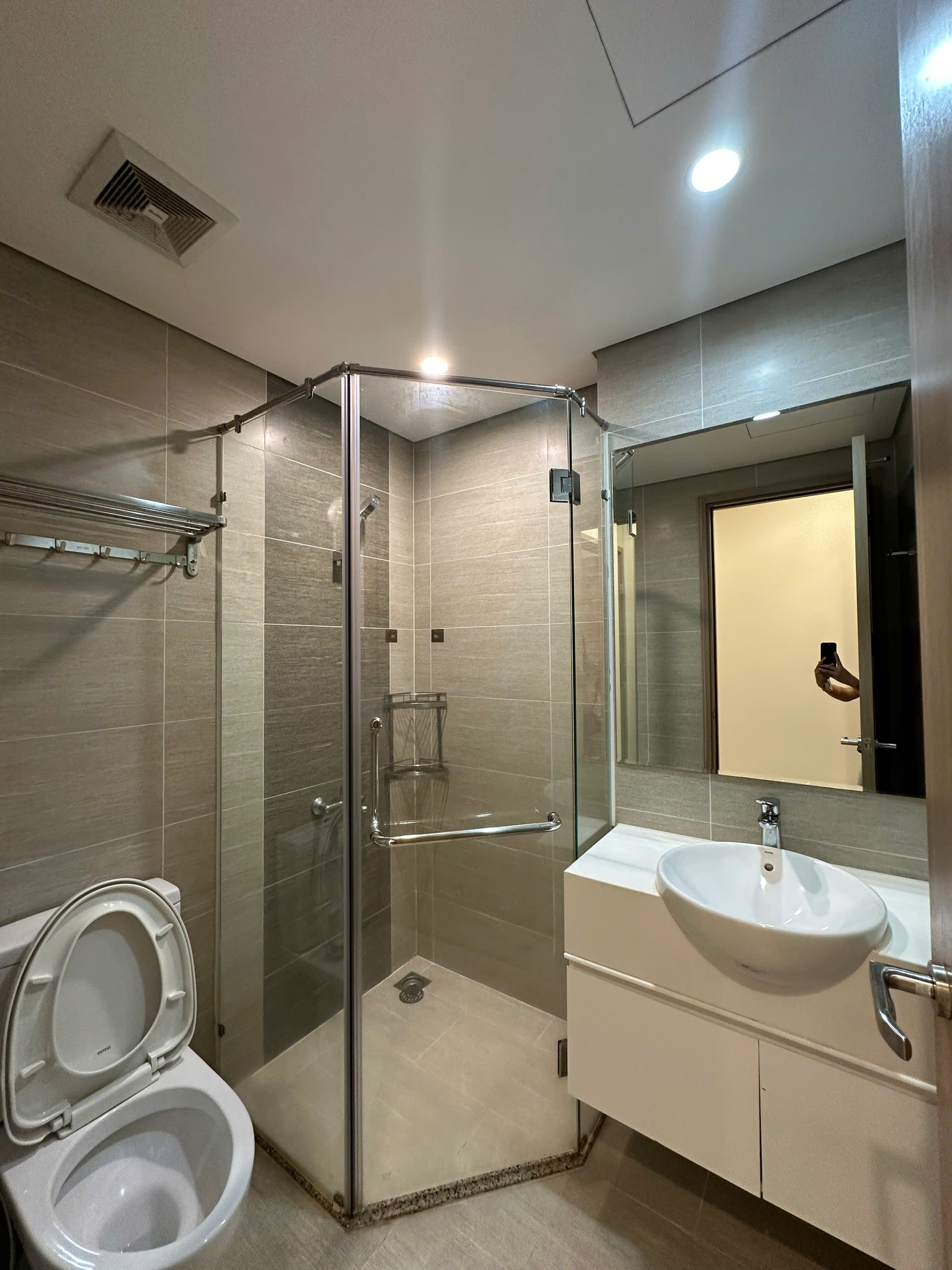 Cho Thuê Căn Hộ 2PN 2WC Full Nội Thất – View Nội Khu, Tầng Thấp Vinhomes Grand Park | Phân Khu The Origami – Quận 9 - ảnh 7