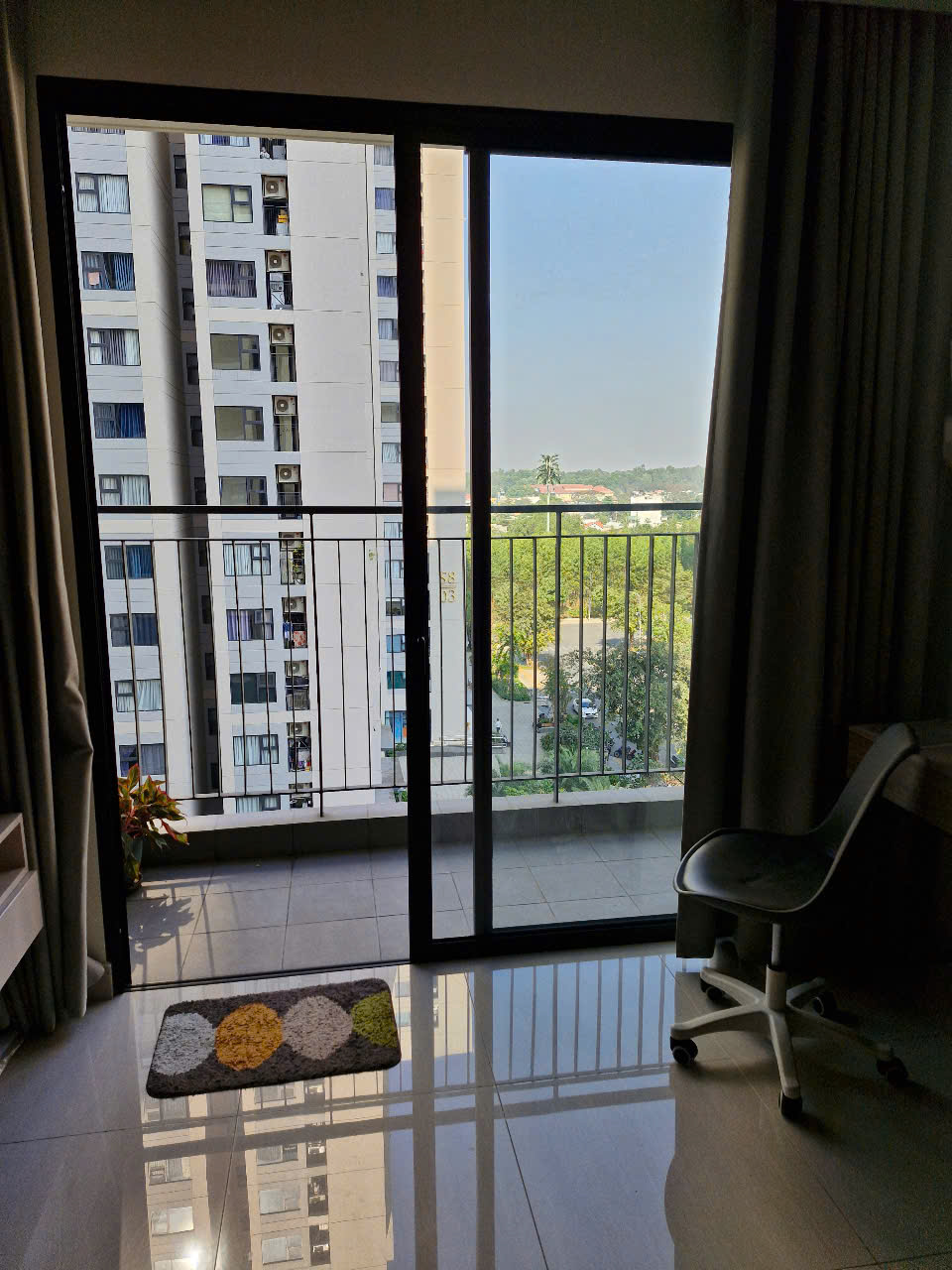 Cho Thuê Căn Hộ 2PN 2WC Vinhomes Grand Park – The Origami View Nội Khu Yên Tĩnh | Tầng Thấp Dễ Di Chuyển | Full Nội Thất