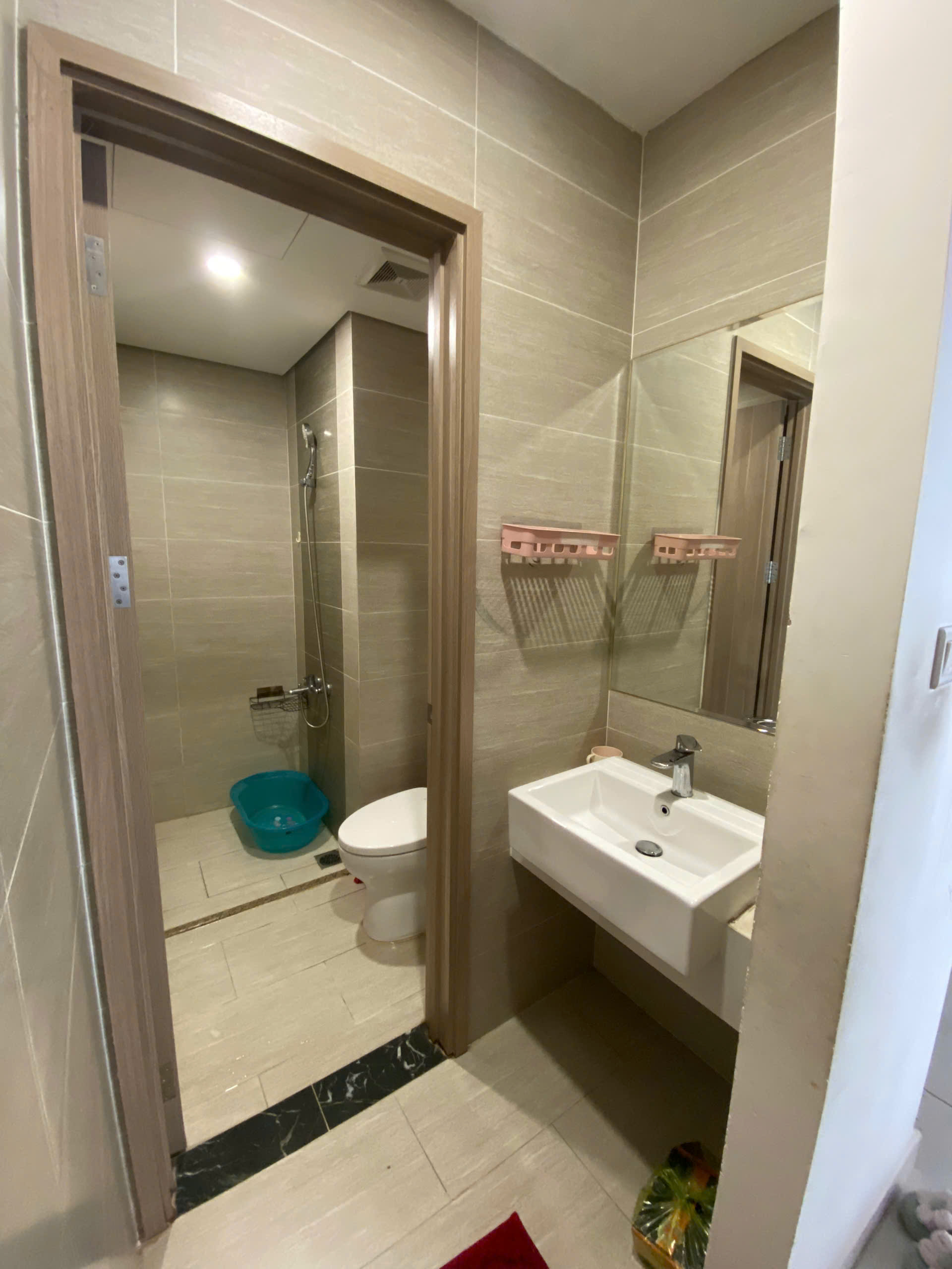 BÁN NHANH CĂN HỘ 2PN1WC THE RAINBOW – VINHOMES GRAND PARK  Nội thất gỗ cao cấp | Giá tốt chỉ 2.5 tỷ