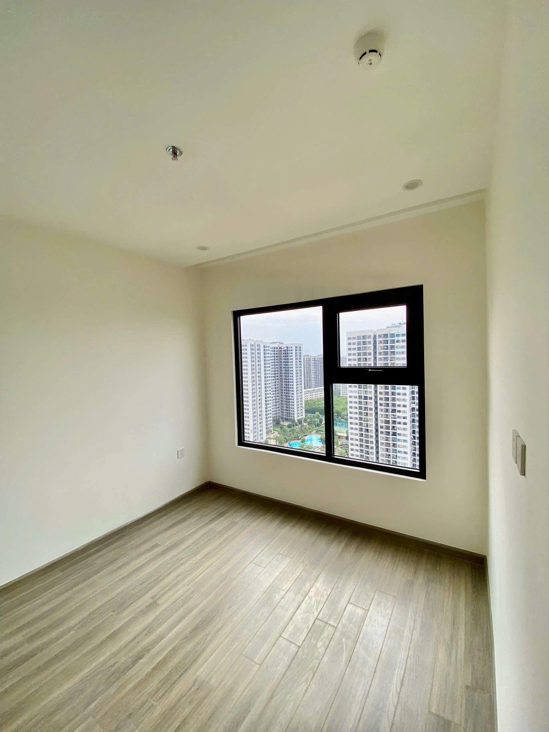 BÁN CĂN HỘ 2PN2WC THE BEVERLY SOLARI VINHOMES GRAND PARK | VIEW NỘI KHU TẦNG CAO | NHÀ MỚI HOÀN THIỆN TỪ CĐT