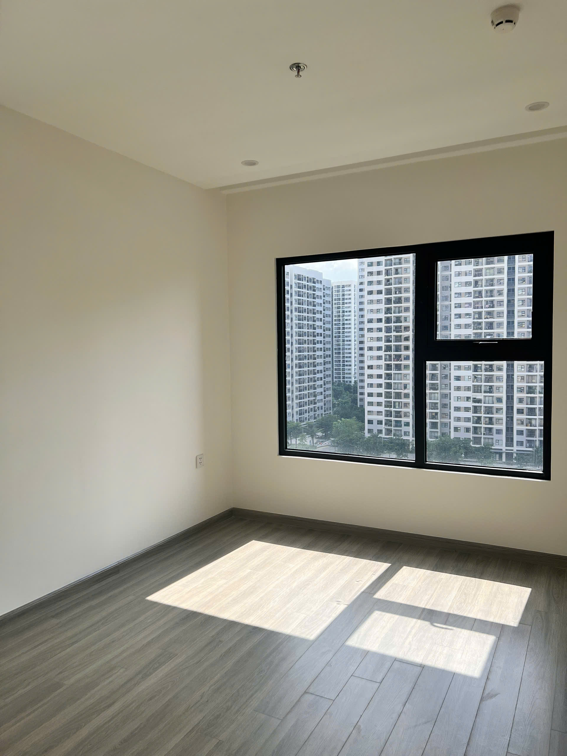 CHO THUÊ CĂN HỘ 1PN+ GLORY HEIGHTS VINHOMES GRAND PARK - GIÁ CHỈ 8 TRIỆU/THÁNG